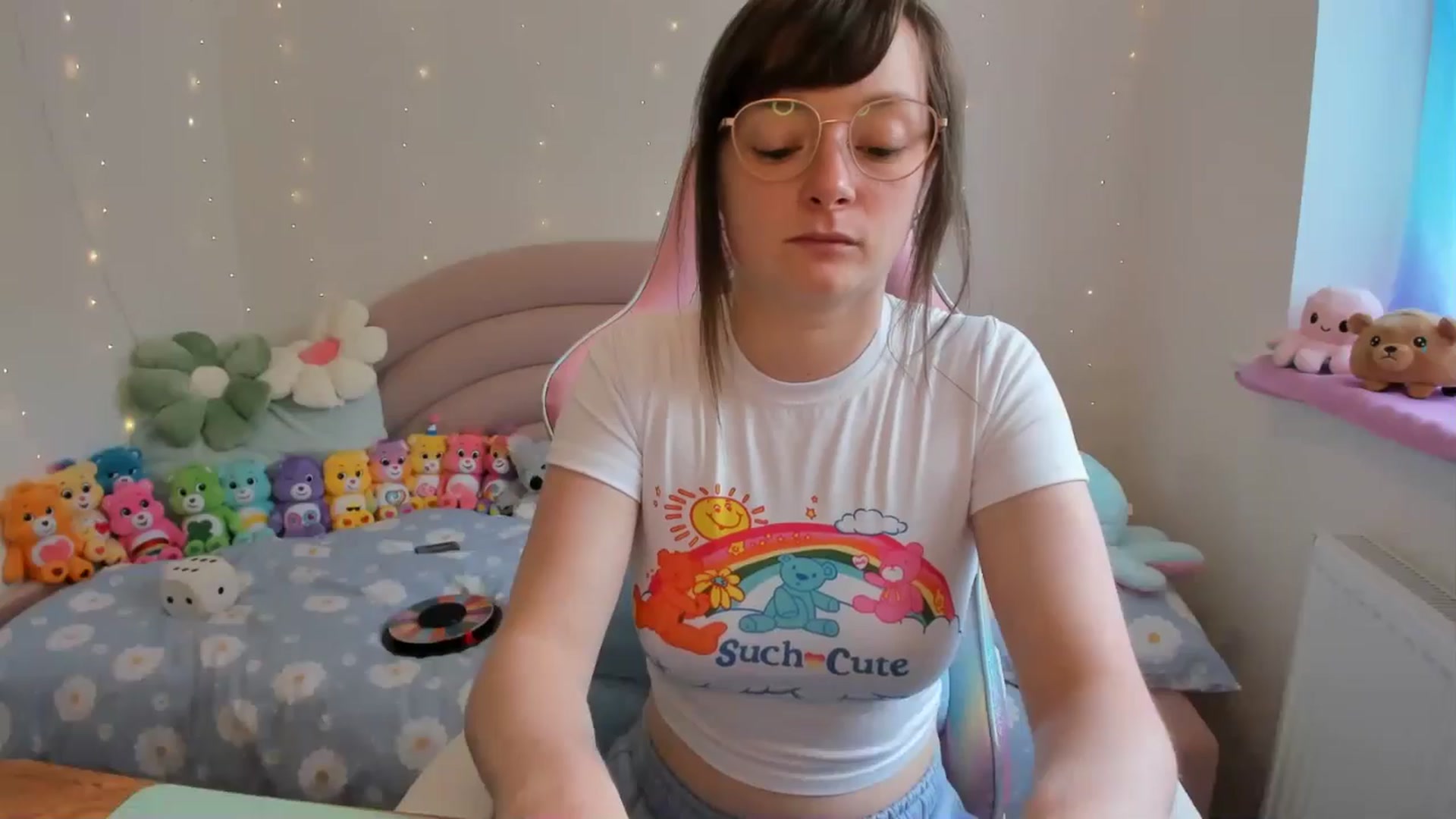 Gallery image thumbnail from JessieBear_'s myfreecams stream on, 07/05/2024, 14:16 image 12 of 20