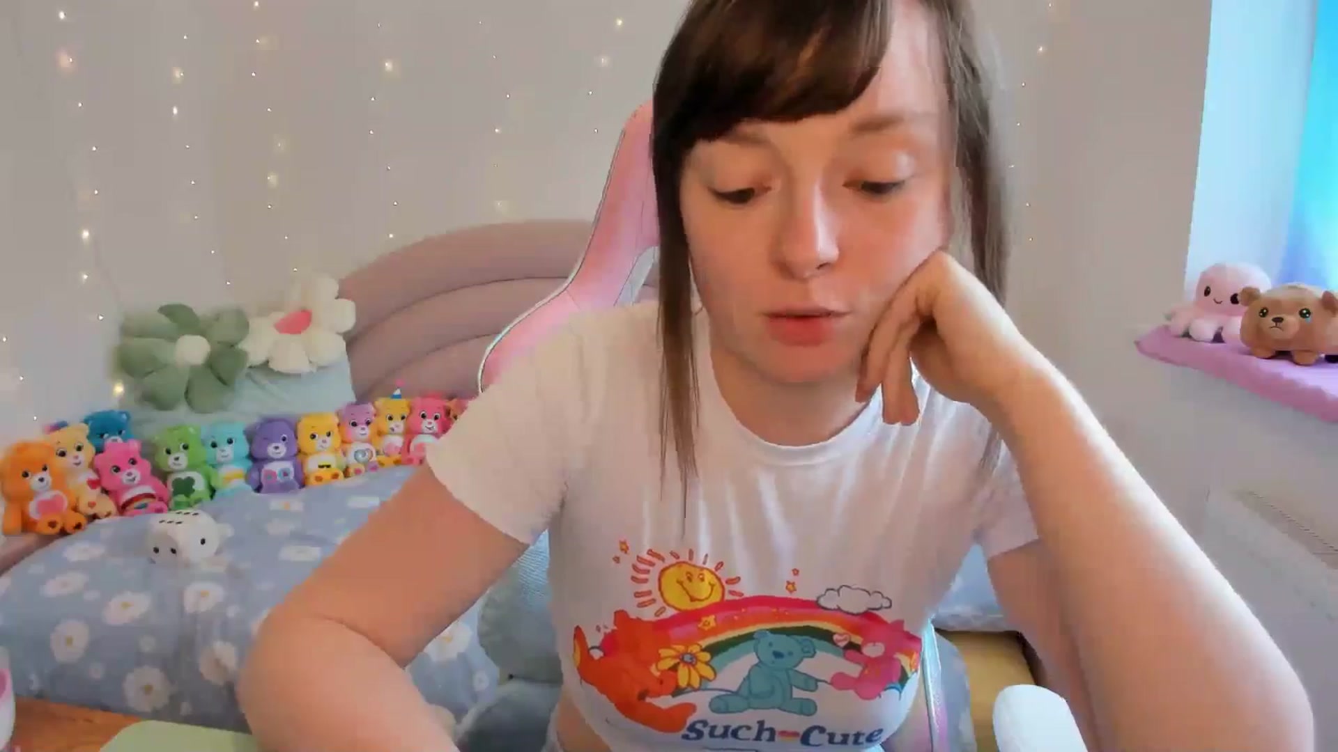 Gallery image thumbnail from JessieBear_'s myfreecams stream on, 07/05/2024, 15:40 image 17 of 20