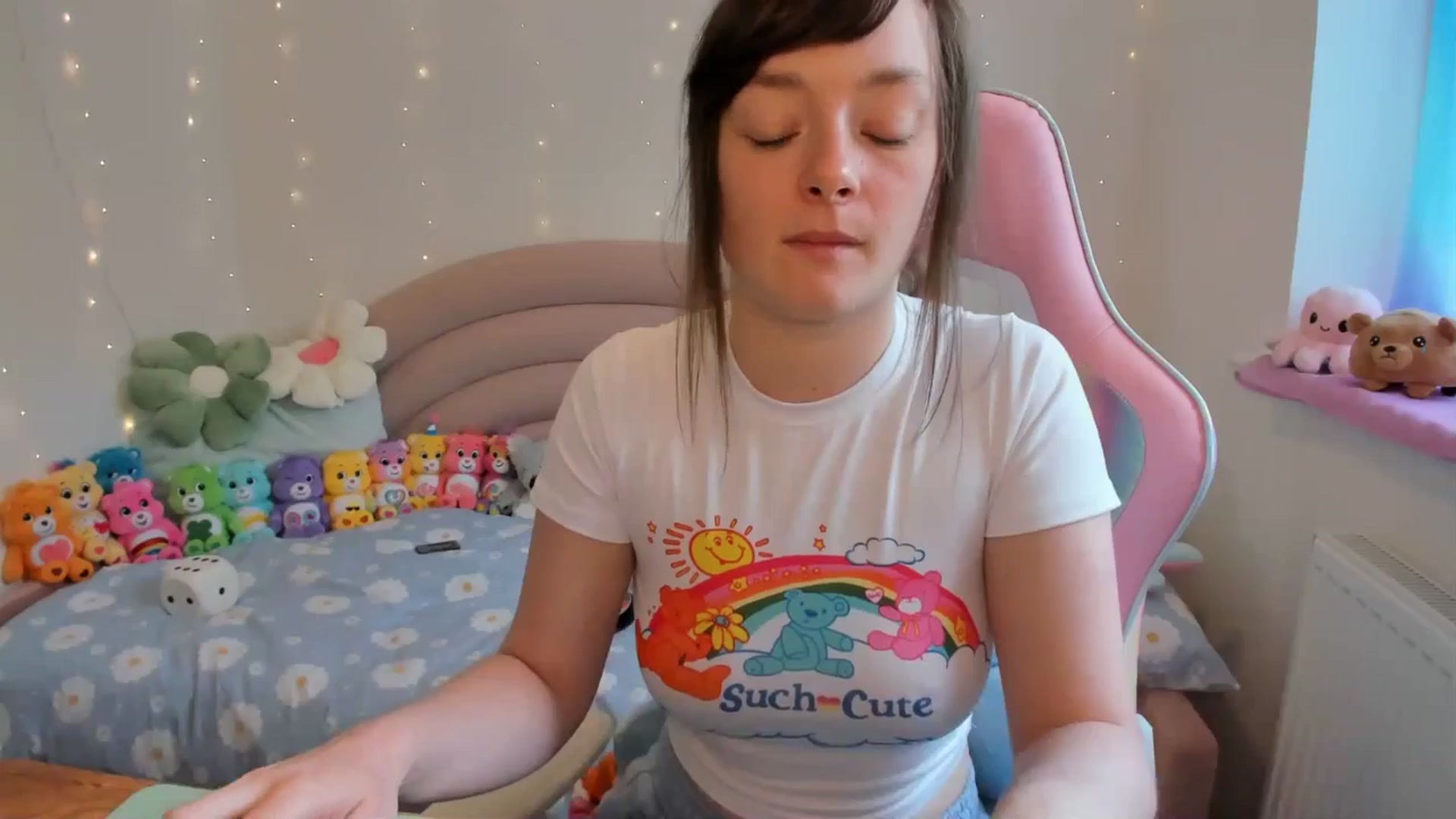 Gallery image thumbnail from JessieBear_'s myfreecams stream on, 07/05/2024, 16:42 image 12 of 20