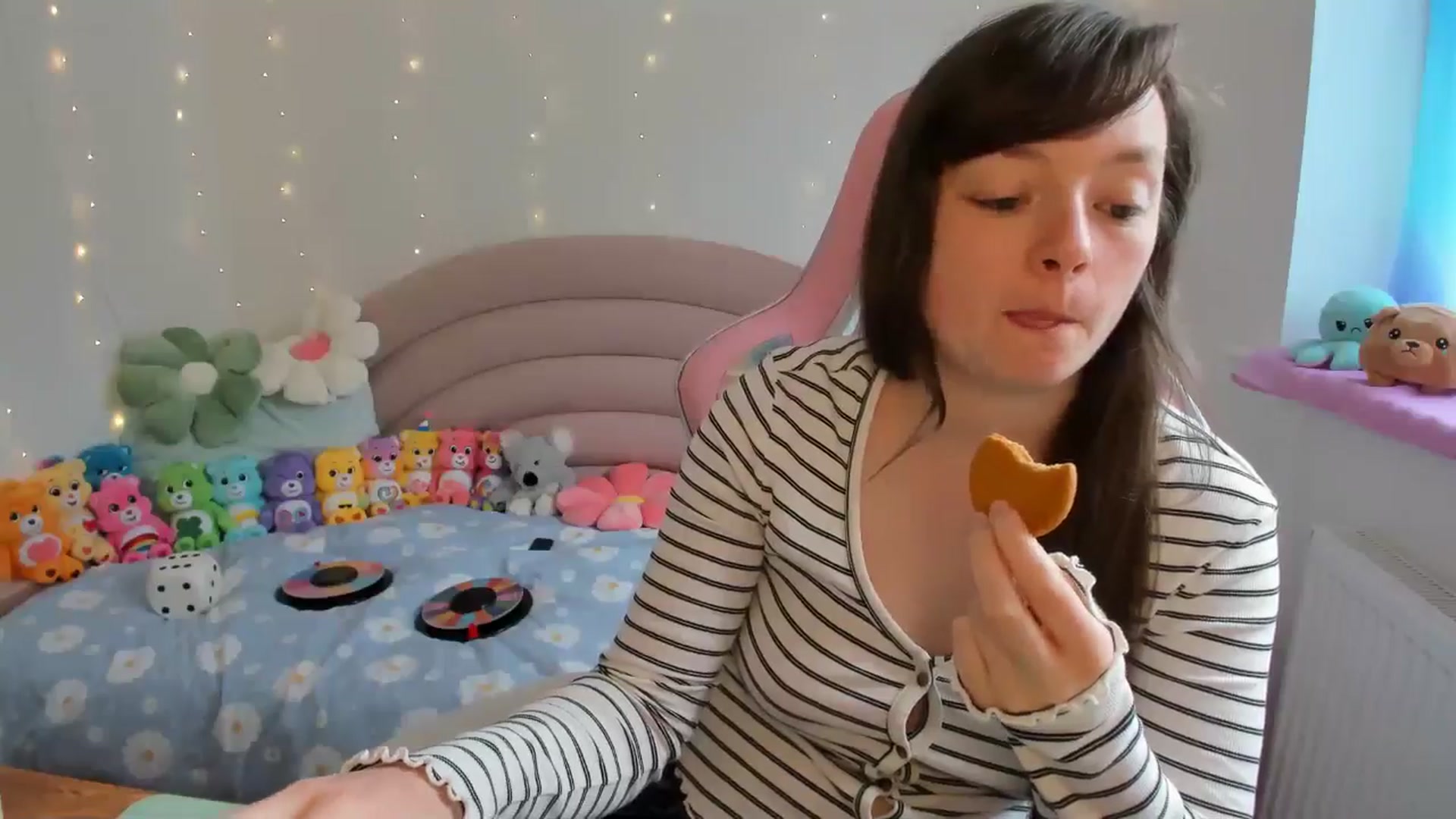 Gallery image thumbnail from JessieBear_'s myfreecams stream on, 07/09/2024, 15:03 image 19 of 20