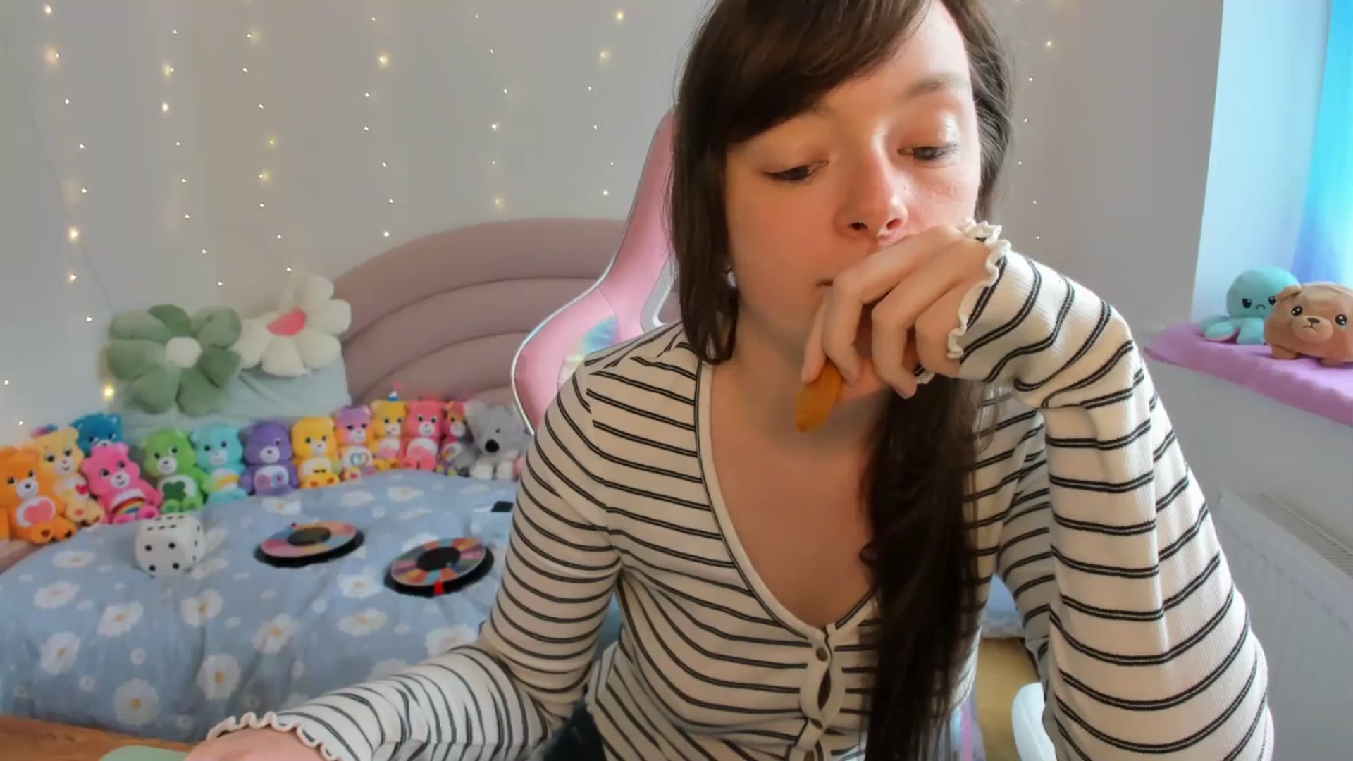 Gallery image thumbnail from JessieBear_'s myfreecams stream on, 07/09/2024, 15:03 image 15 of 20