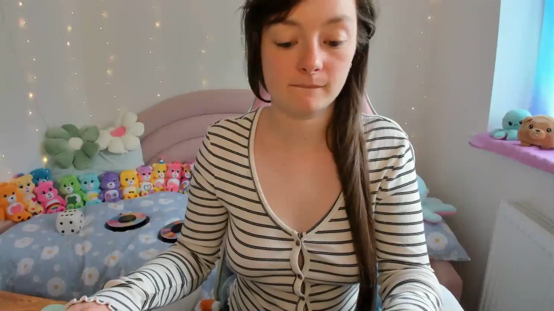 Gallery image thumbnail from JessieBear_'s myfreecams stream on, 07/09/2024, 15:03 image 7 of 20
