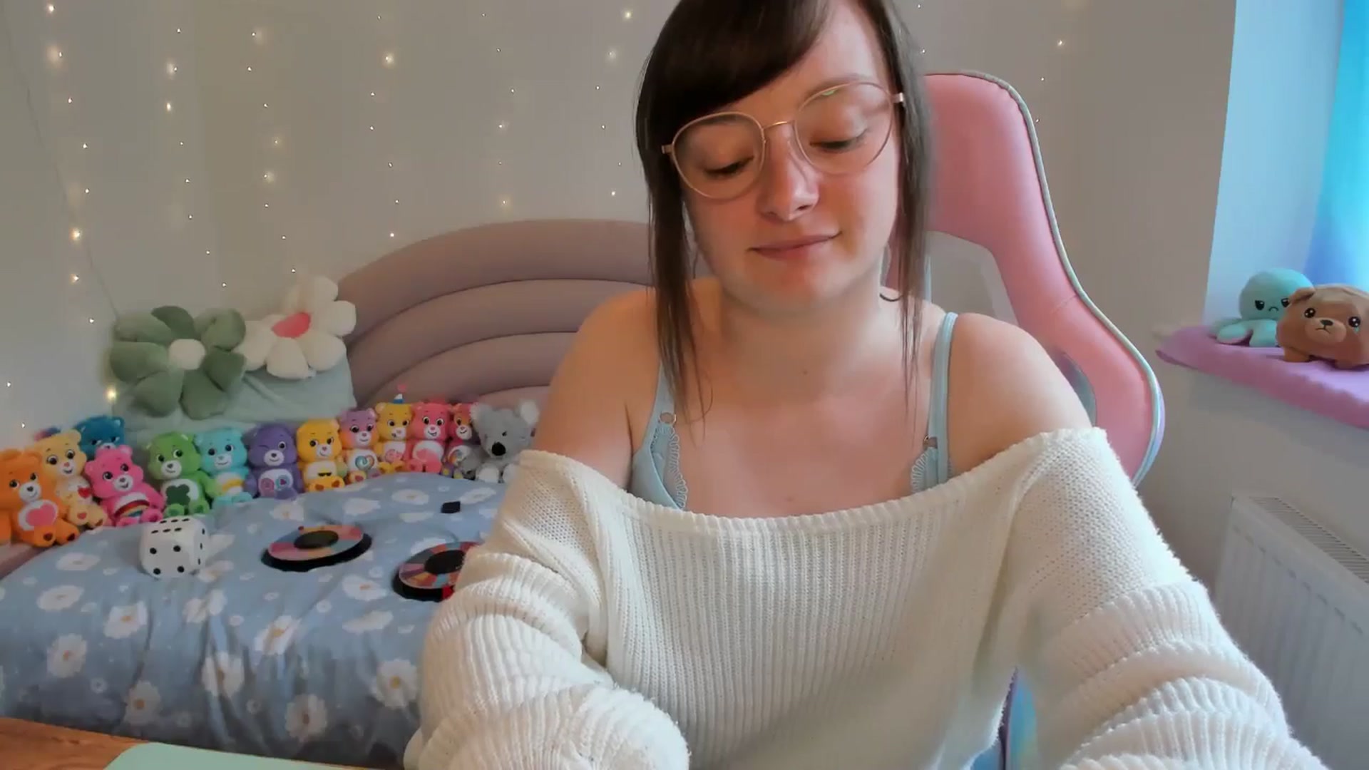 Gallery image thumbnail from JessieBear_'s myfreecams stream on, 07/11/2024, 15:55 image 18 of 20