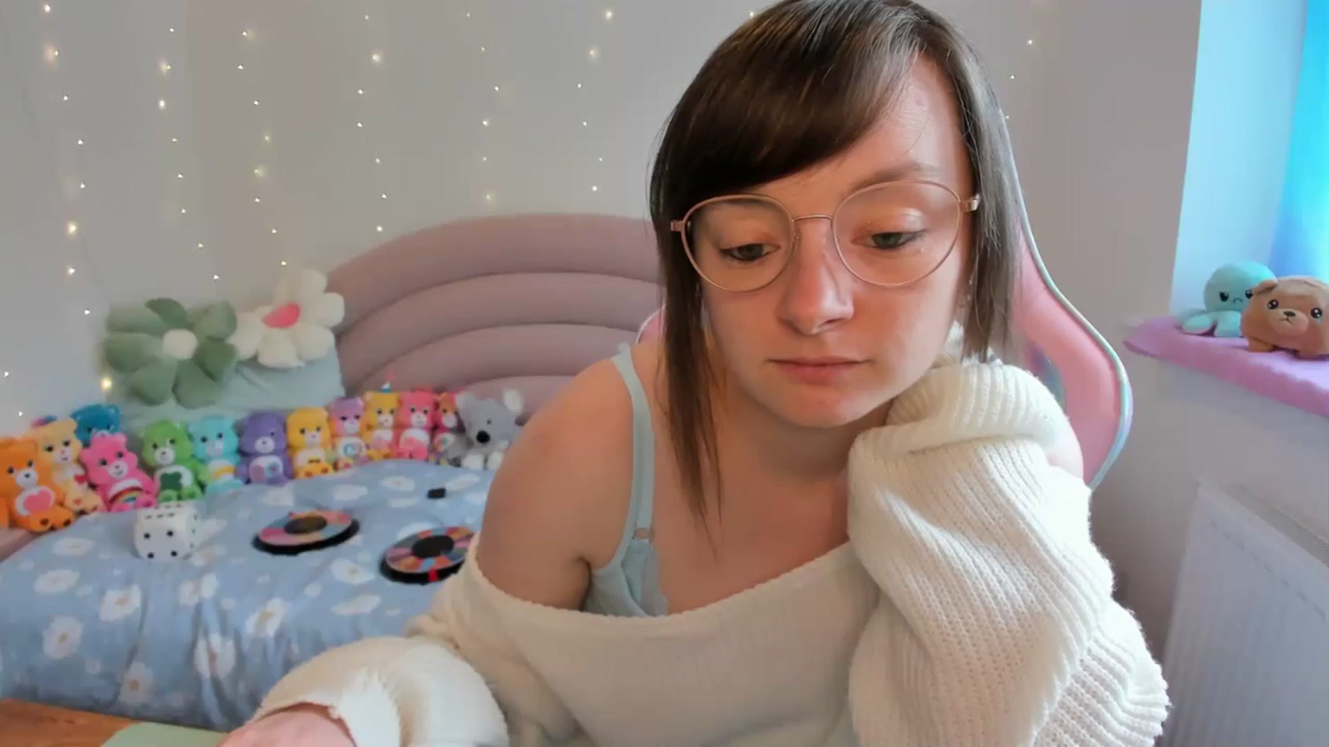Gallery image thumbnail from JessieBear_'s myfreecams stream on, 07/11/2024, 15:55 image 17 of 20