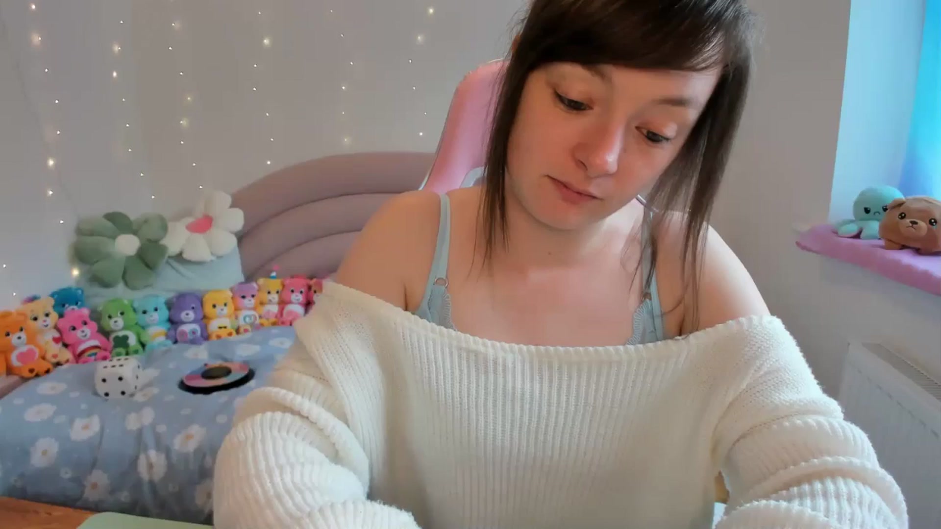 Gallery image thumbnail from JessieBear_'s myfreecams stream on, 07/11/2024, 15:55 image 4 of 20