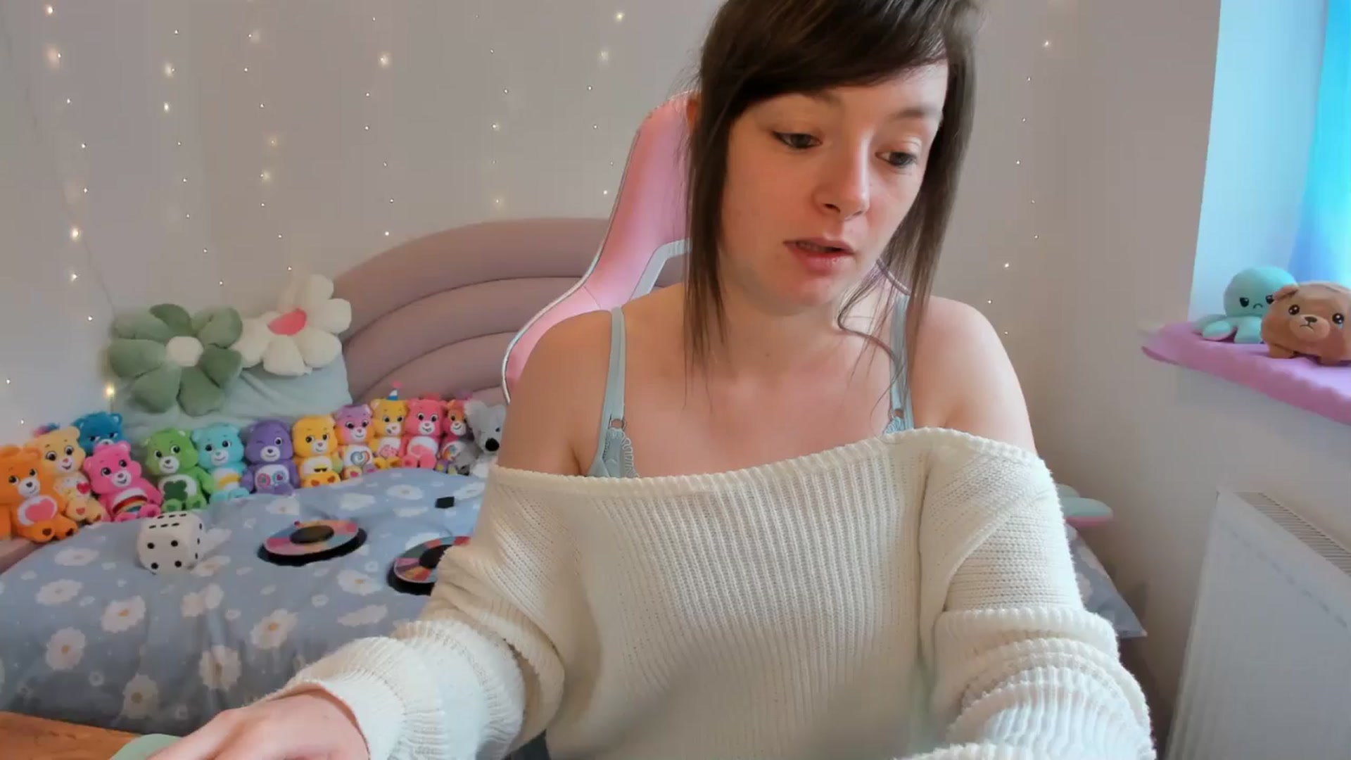 Gallery image thumbnail from JessieBear_'s myfreecams stream on, 07/11/2024, 15:55 image 1 of 20