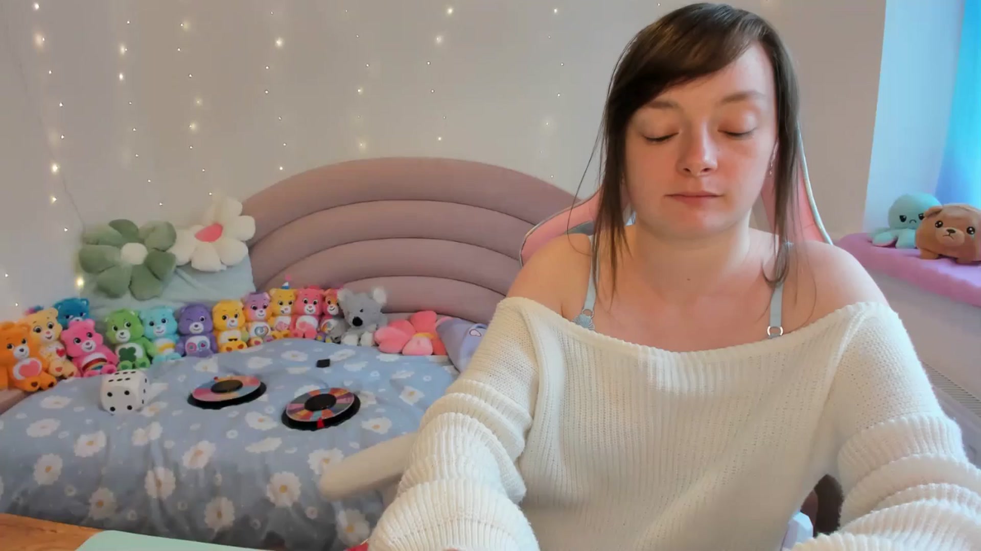 Gallery image thumbnail from JessieBear_'s myfreecams stream on, 07/11/2024, 17:43 image 1 of 20