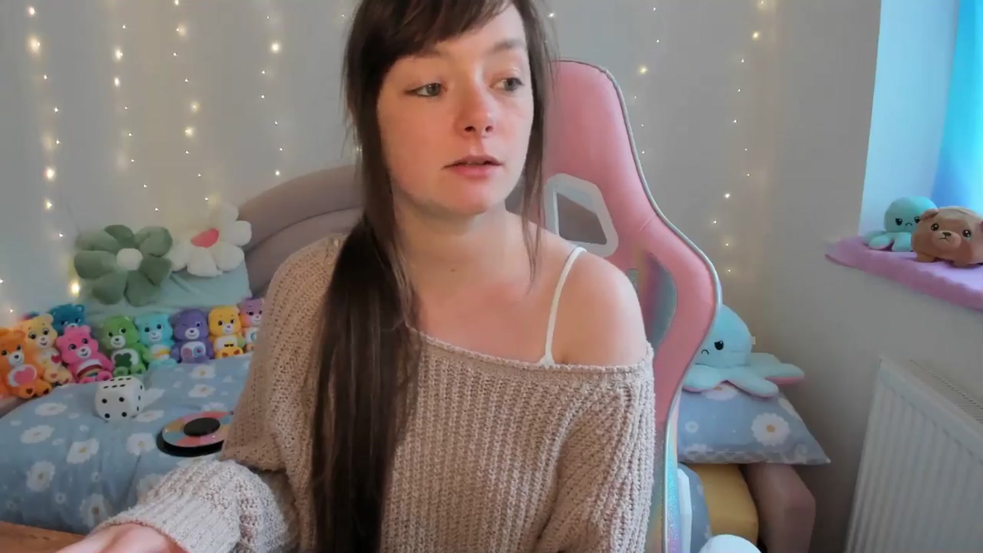 Gallery image thumbnail from JessieBear_'s myfreecams stream on, 07/12/2024, 17:35 image 19 of 20