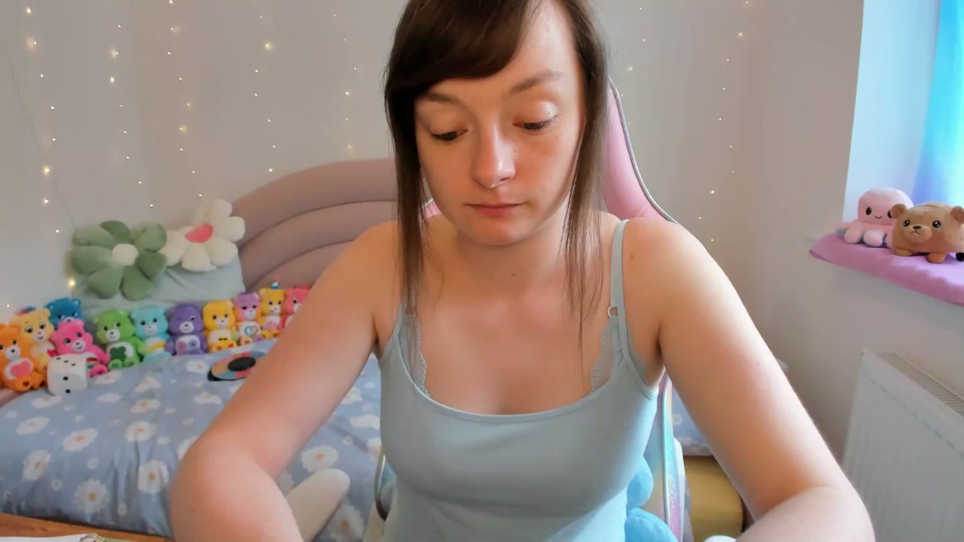 Gallery image thumbnail from JessieBear_'s myfreecams stream on, 07/18/2024, 14:13 image 10 of 20