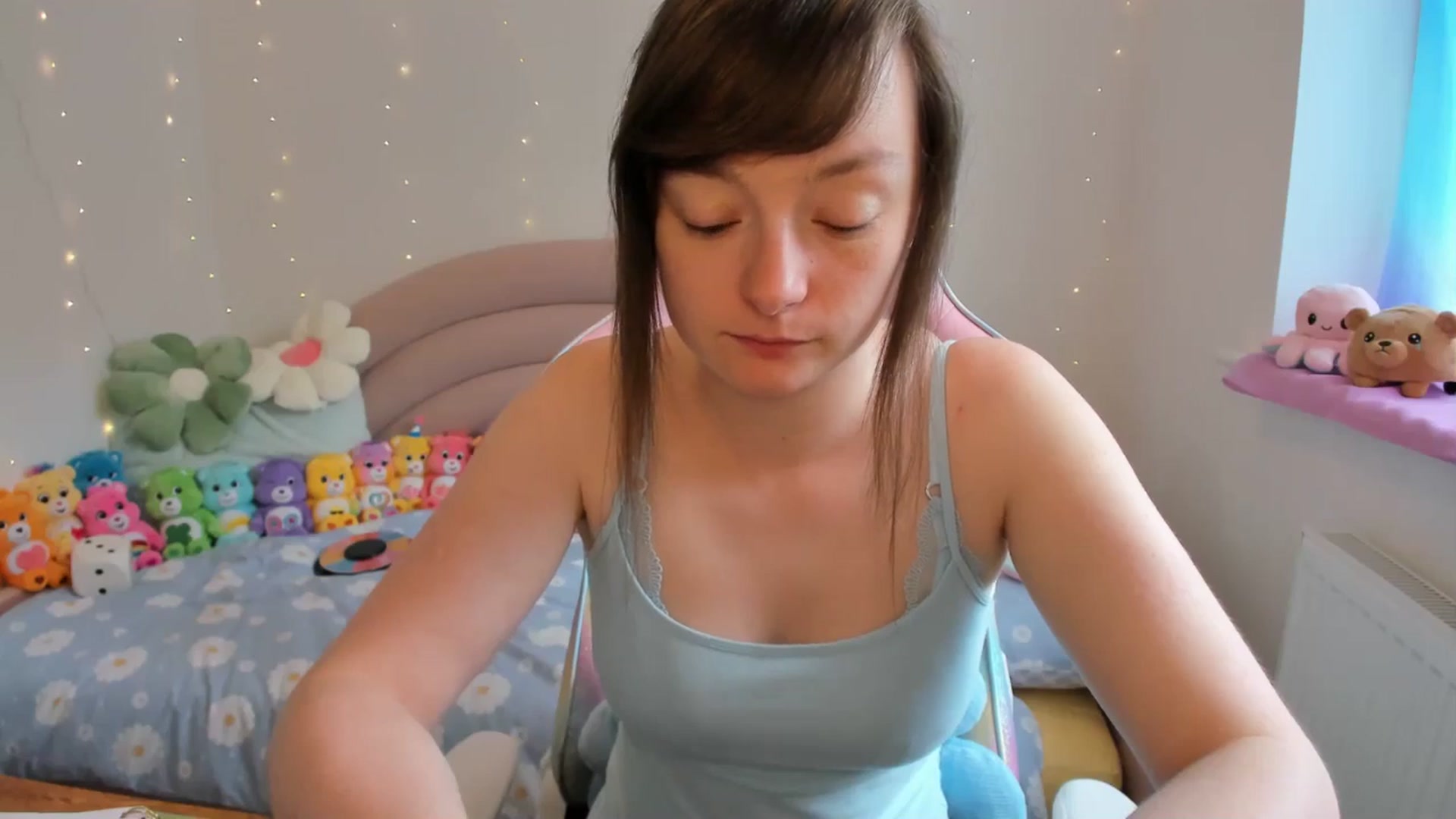 Gallery image thumbnail from JessieBear_'s myfreecams stream on, 07/18/2024, 14:13 image 9 of 20