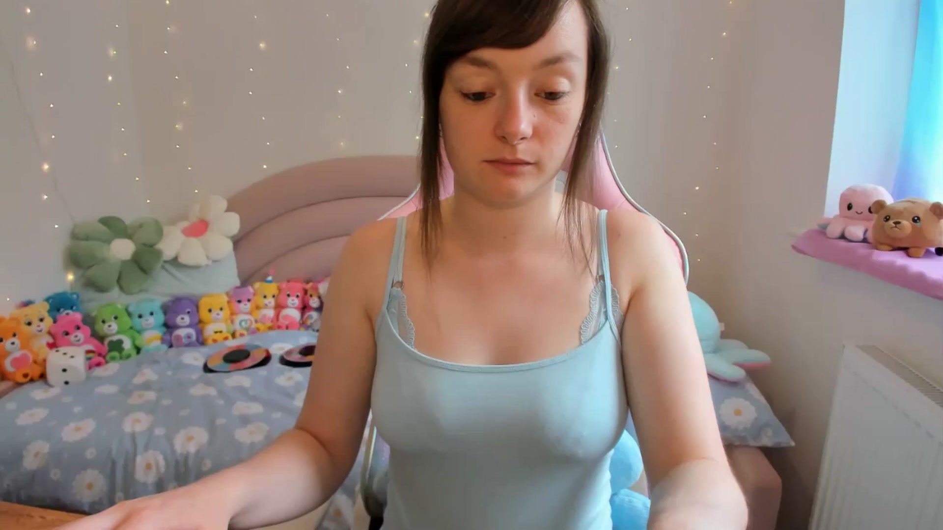 Gallery image thumbnail from JessieBear_'s myfreecams stream on, 07/18/2024, 14:13 image 14 of 20