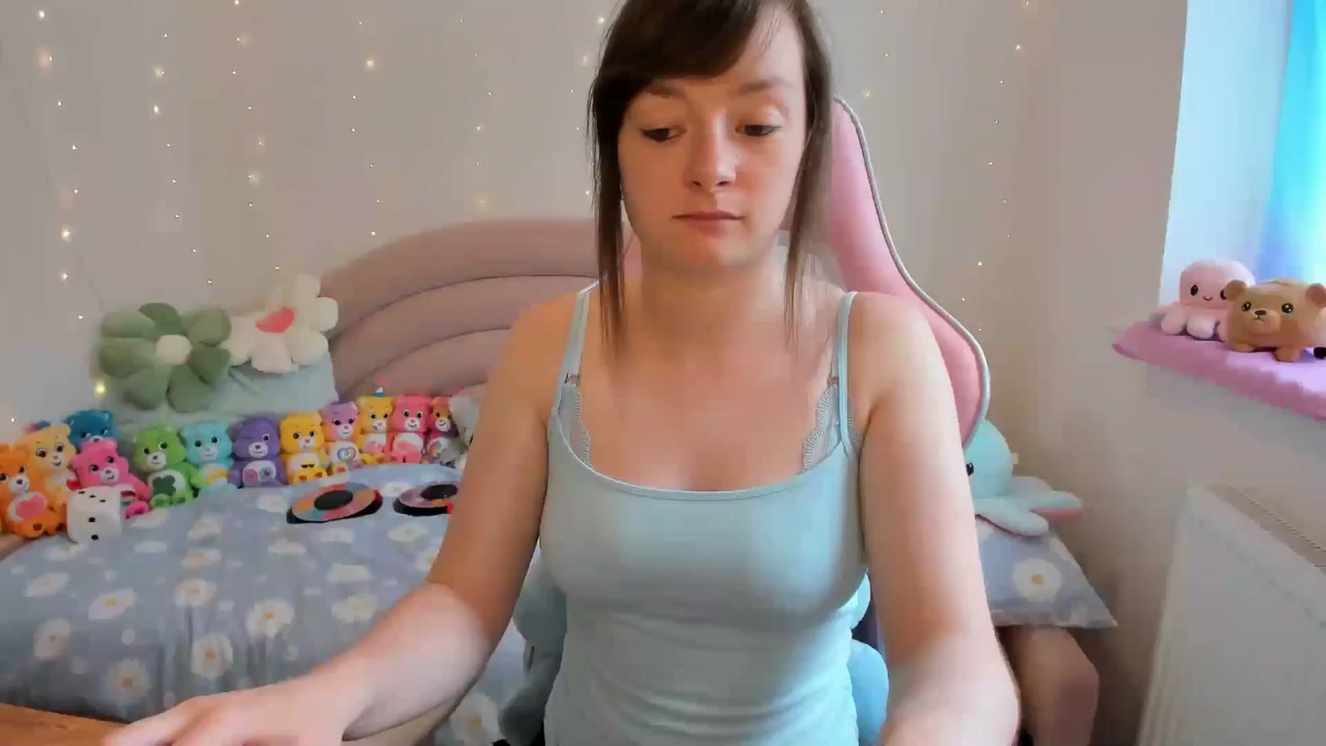 Gallery image thumbnail from JessieBear_'s myfreecams stream on, 07/18/2024, 15:28 image 13 of 20