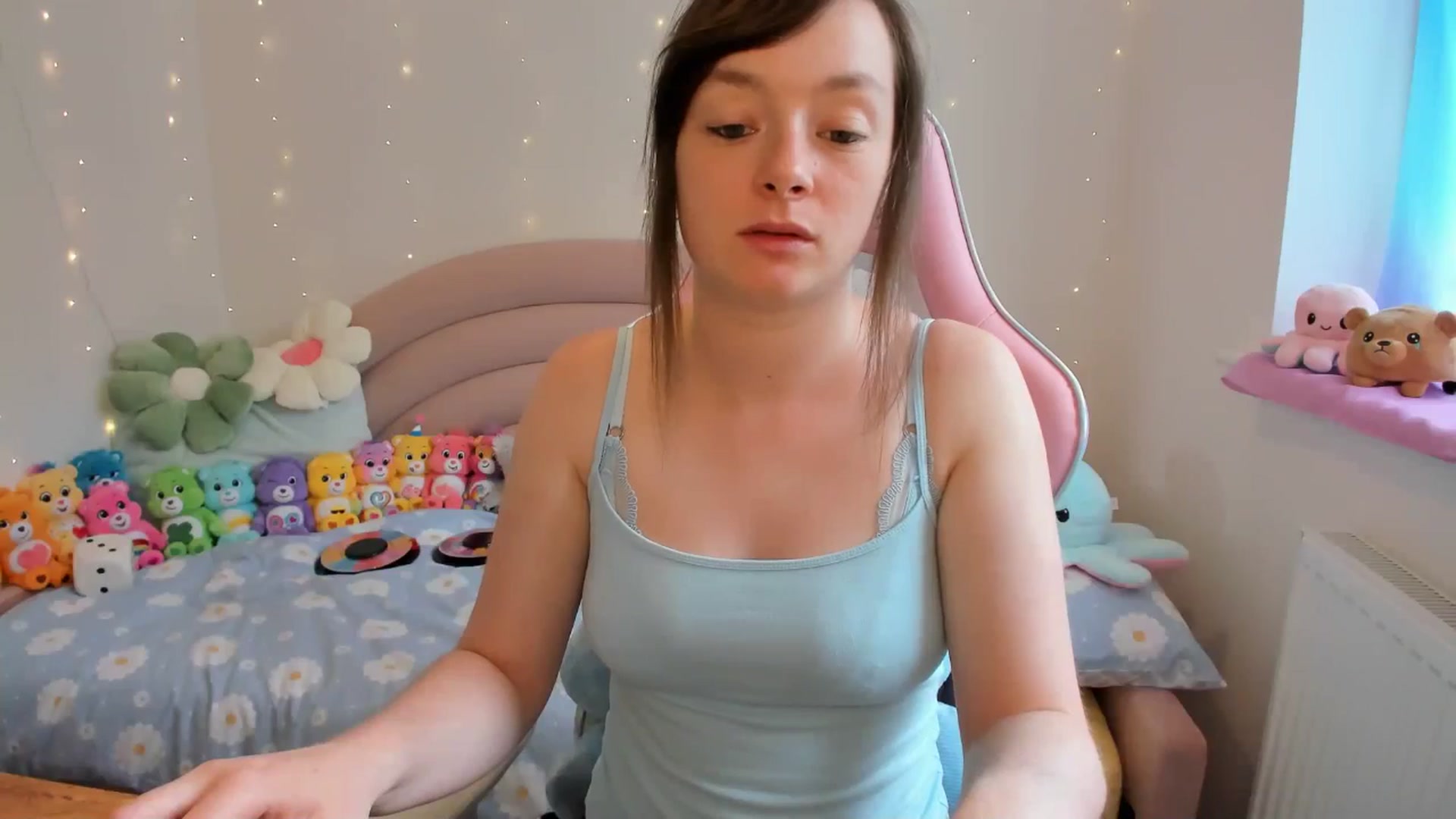 Gallery image thumbnail from JessieBear_'s myfreecams stream on, 07/18/2024, 15:28 image 15 of 20