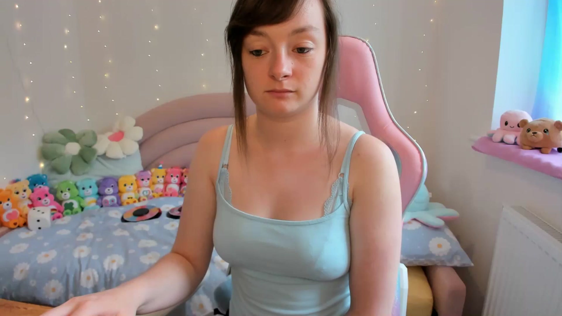 Gallery image thumbnail from JessieBear_'s myfreecams stream on, 07/18/2024, 15:28 image 5 of 20