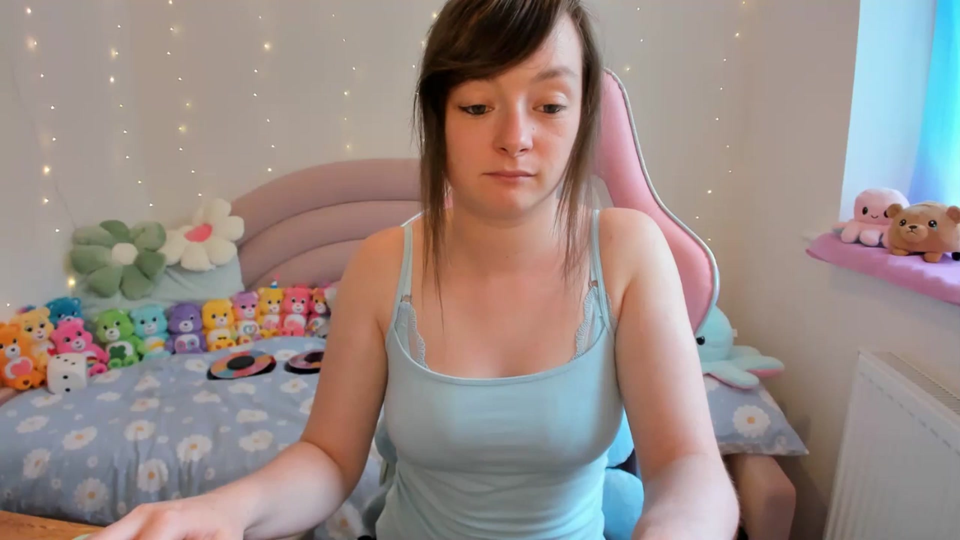 Gallery image thumbnail from JessieBear_'s myfreecams stream on, 07/18/2024, 16:19 image 15 of 20