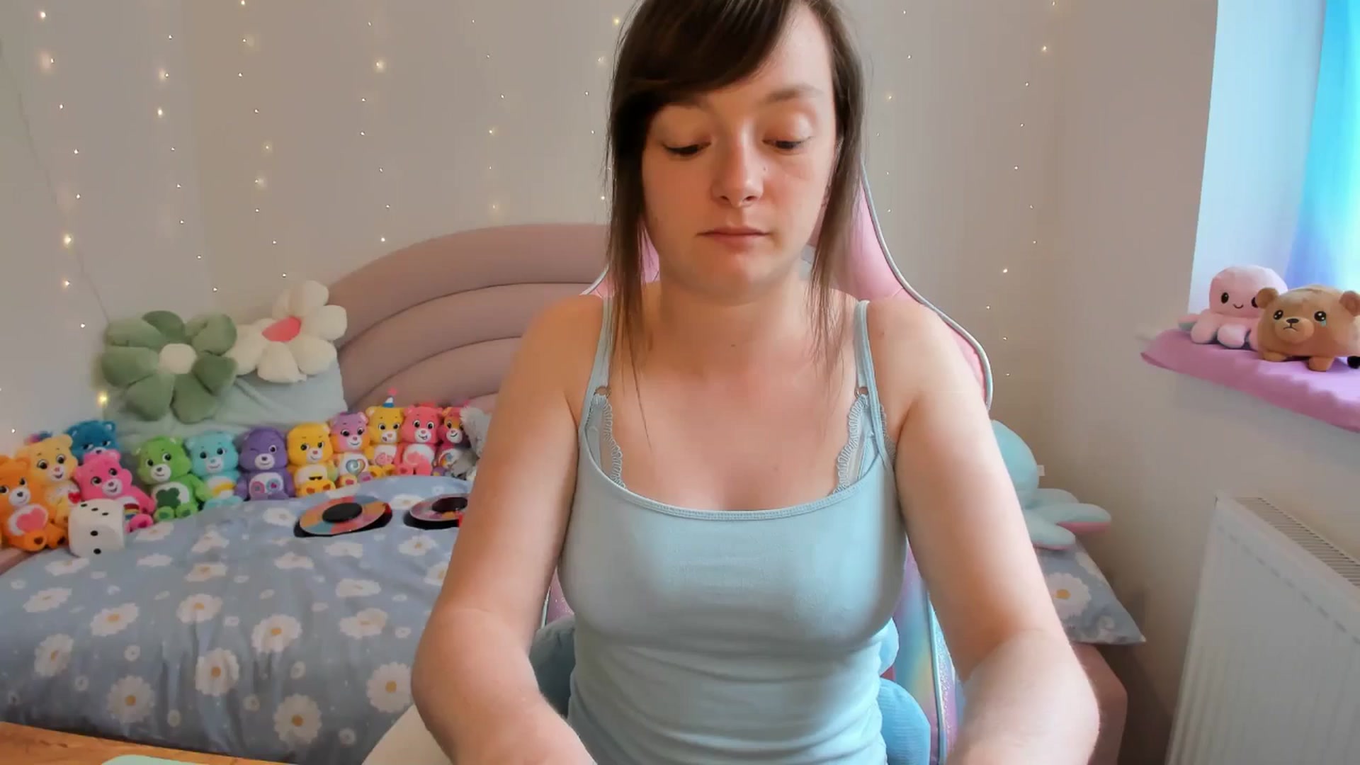 Gallery image thumbnail from JessieBear_'s myfreecams stream on, 07/18/2024, 16:19 image 4 of 20