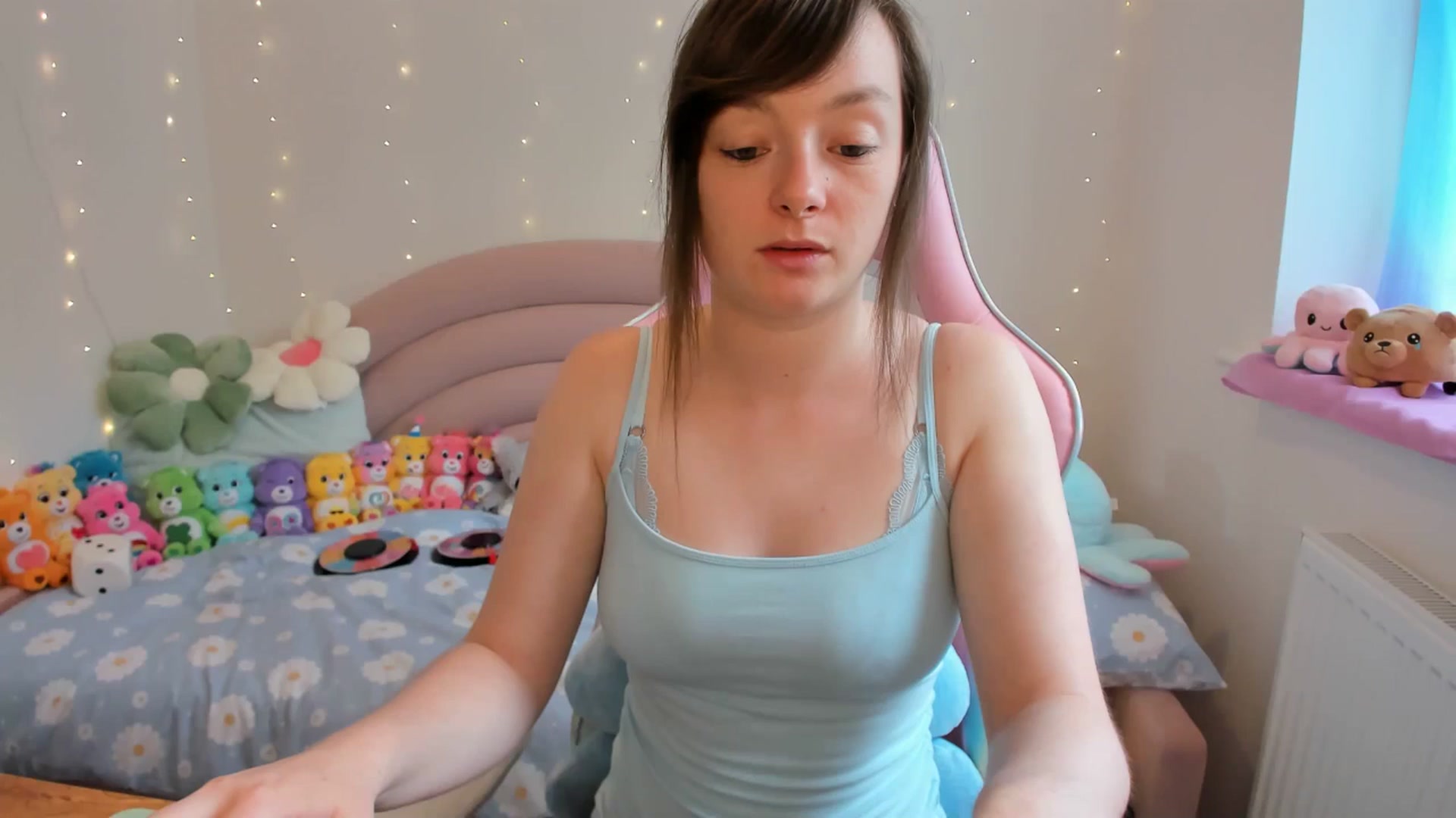 Gallery image thumbnail from JessieBear_'s myfreecams stream on, 07/18/2024, 16:19 image 1 of 20