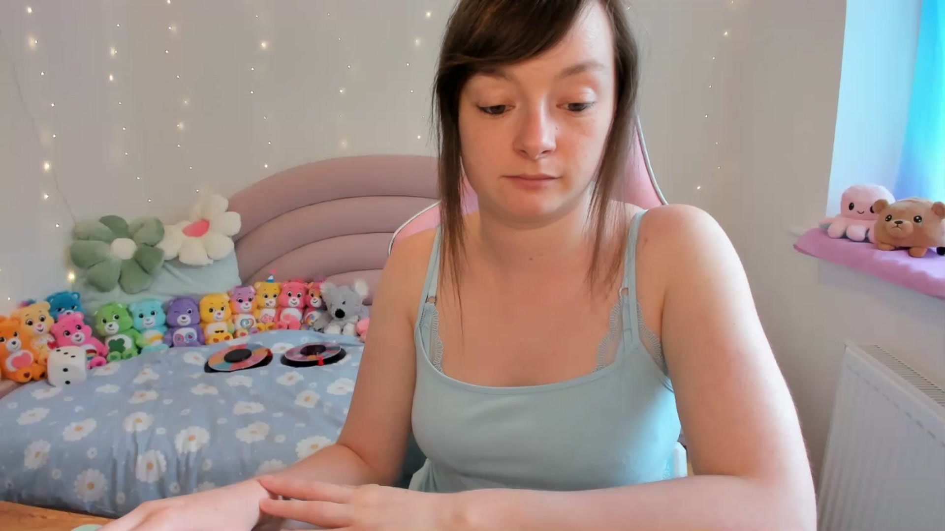 Gallery image thumbnail from JessieBear_'s myfreecams stream on, 07/18/2024, 16:19 image 17 of 20