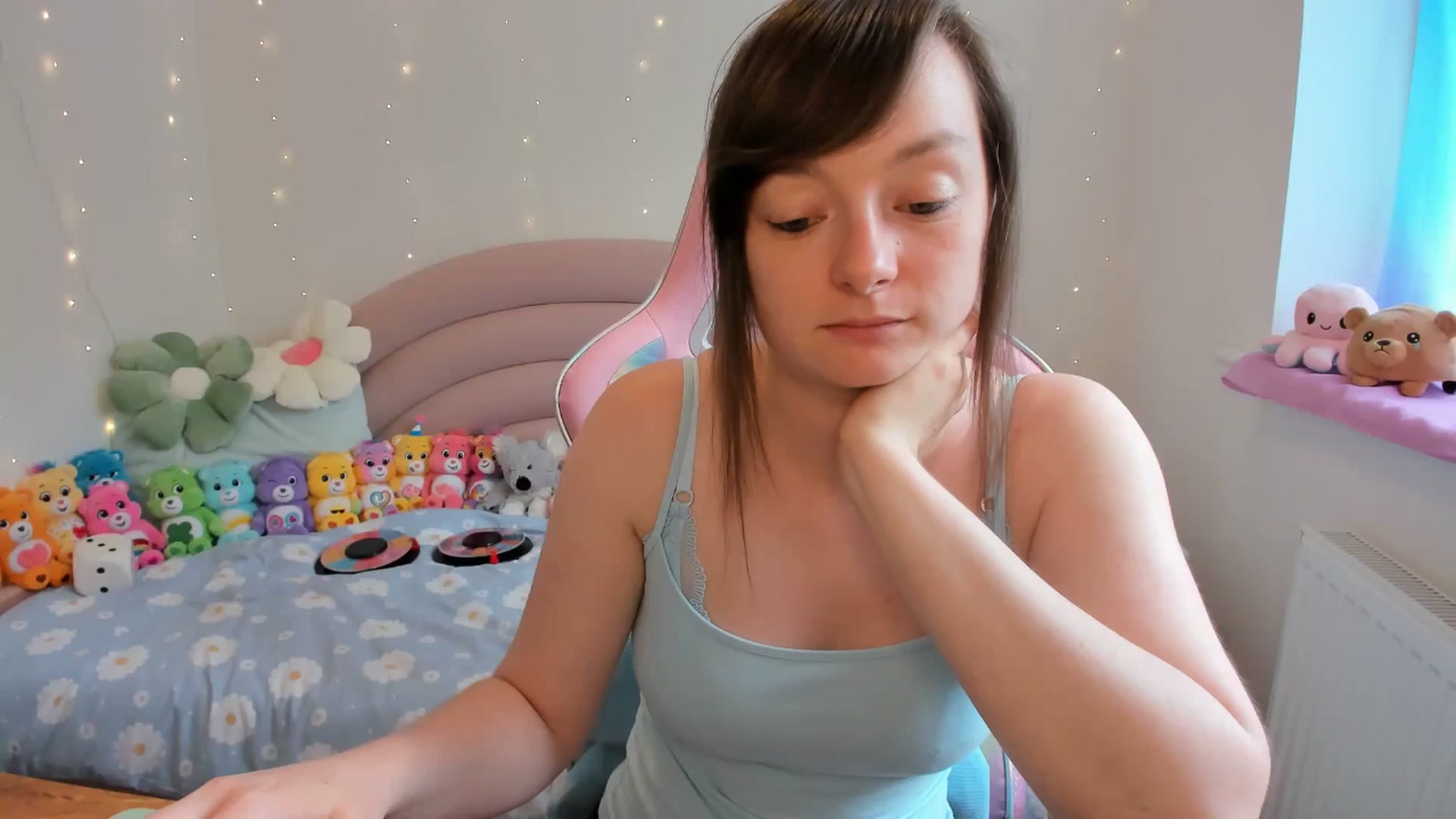 Gallery image thumbnail from JessieBear_'s myfreecams stream on, 07/18/2024, 16:19 image 3 of 20