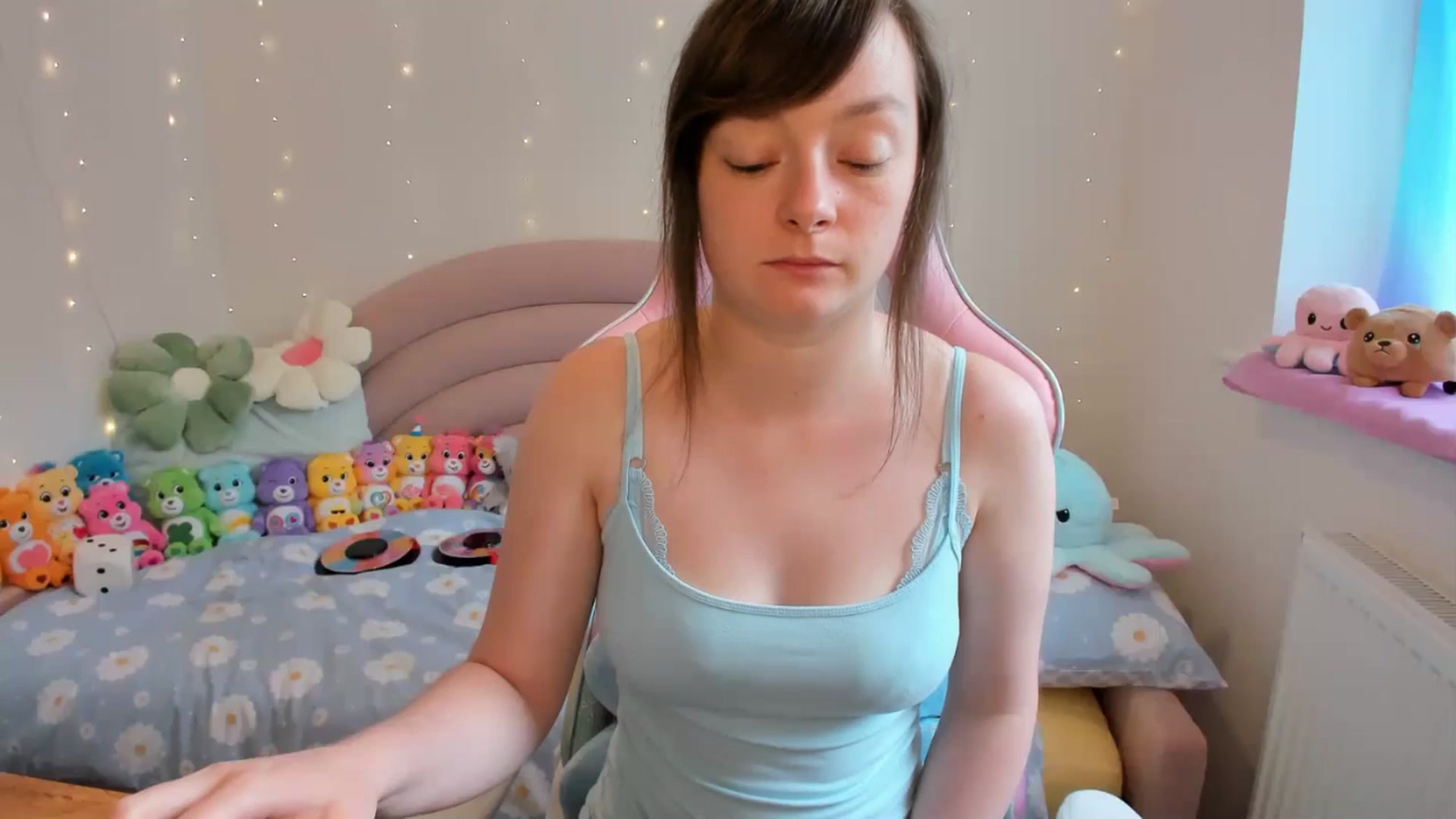 Gallery image thumbnail from JessieBear_'s myfreecams stream on, 07/18/2024, 16:44 image 9 of 20