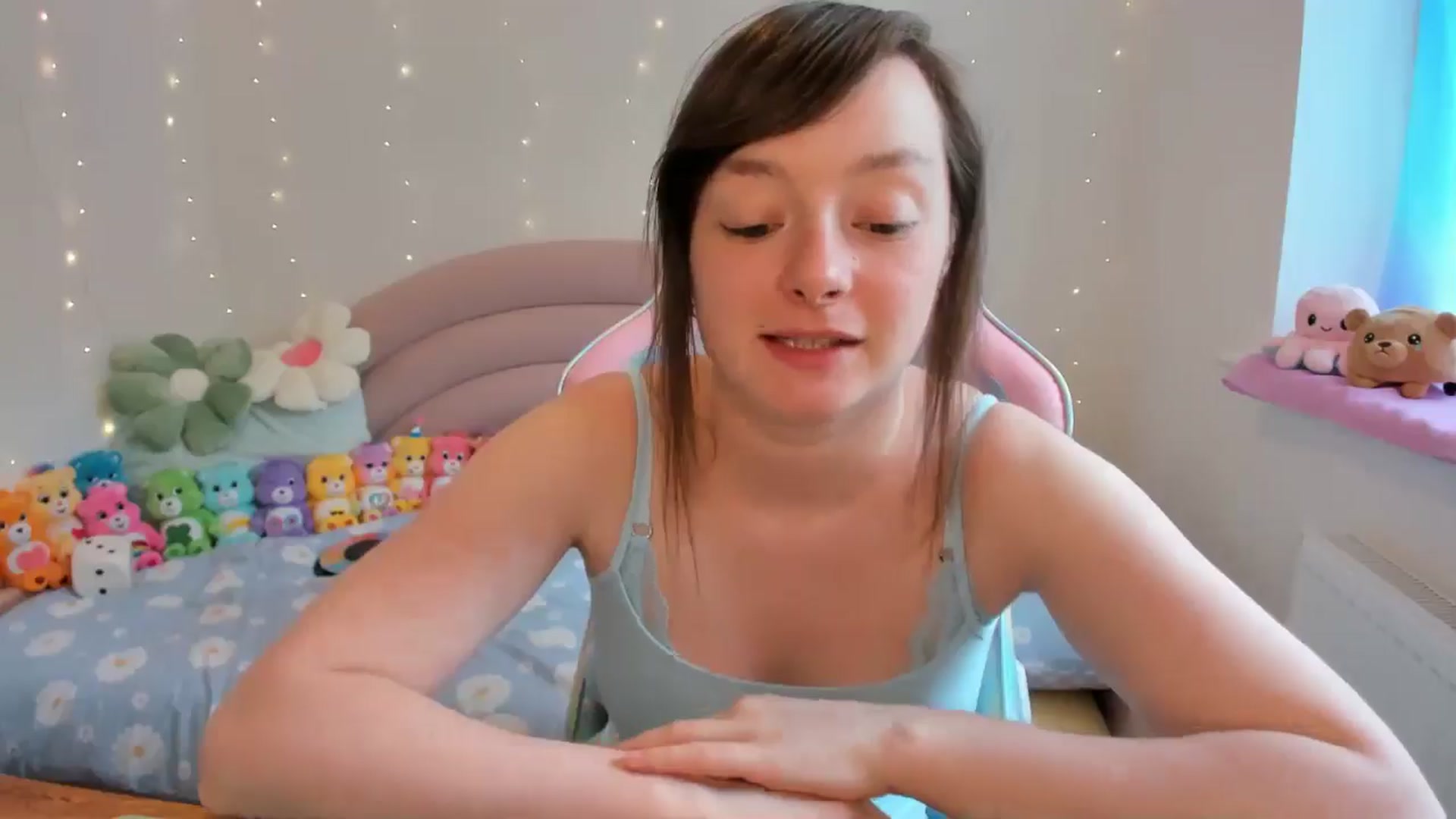 Gallery image thumbnail from JessieBear_'s myfreecams stream on, 07/18/2024, 16:44 image 2 of 20