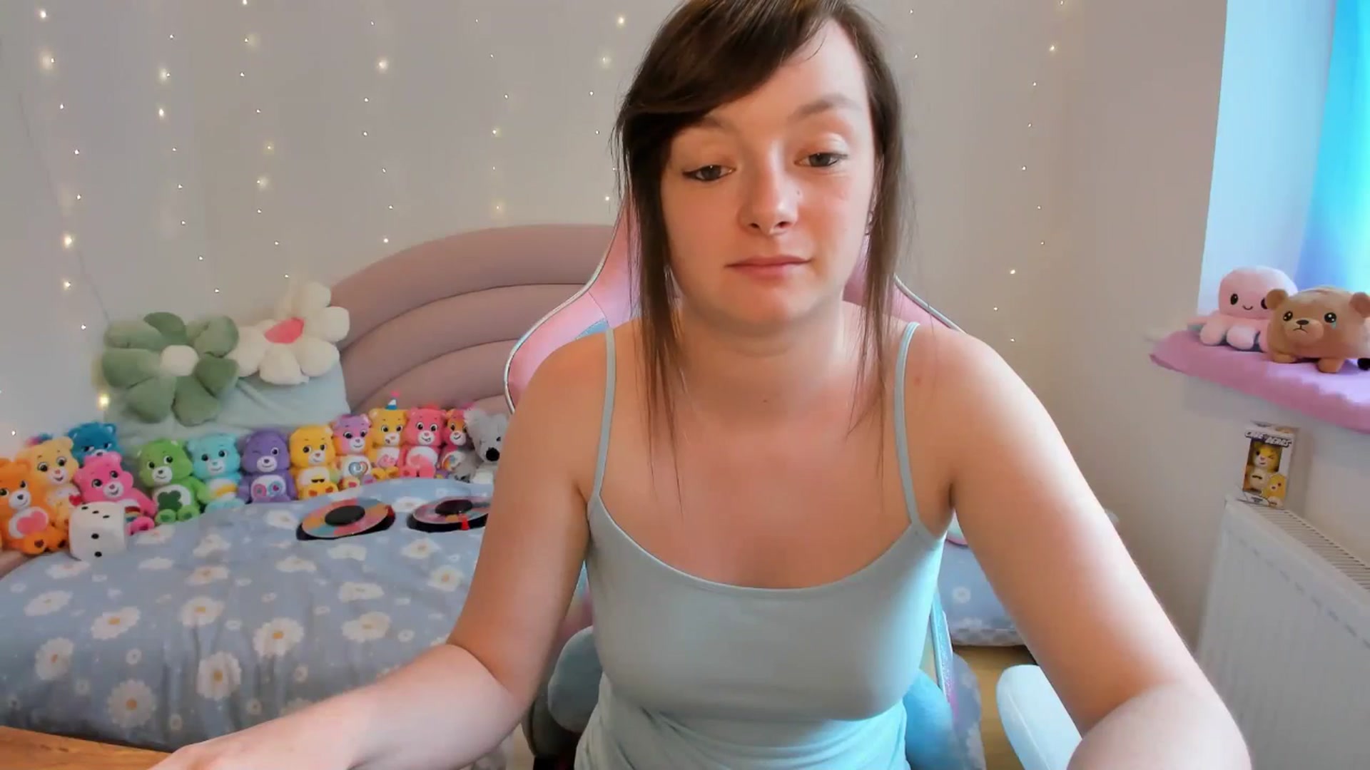 Gallery image thumbnail from JessieBear_'s myfreecams stream on, 07/18/2024, 17:15 image 13 of 20