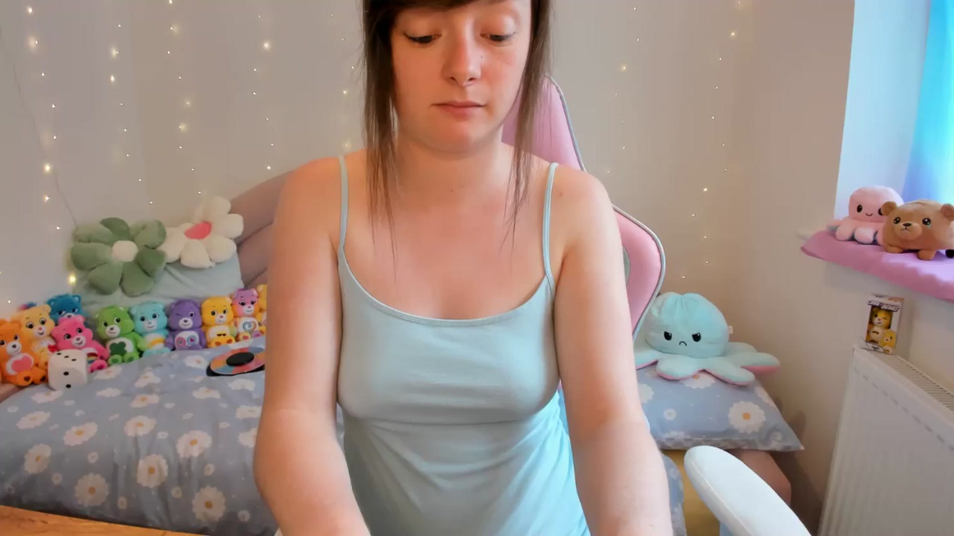 Gallery image thumbnail from JessieBear_'s myfreecams stream on, 07/18/2024, 17:15 image 1 of 20
