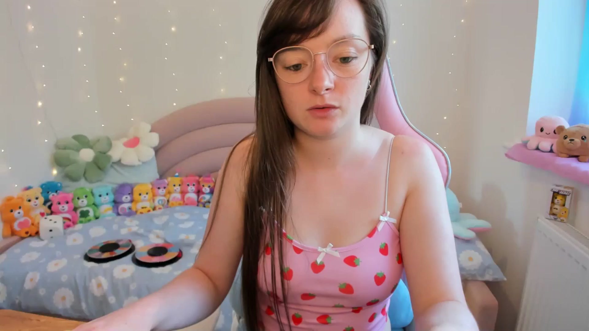 Gallery image thumbnail from JessieBear_'s myfreecams stream on, 07/23/2024, 17:10 image 13 of 20