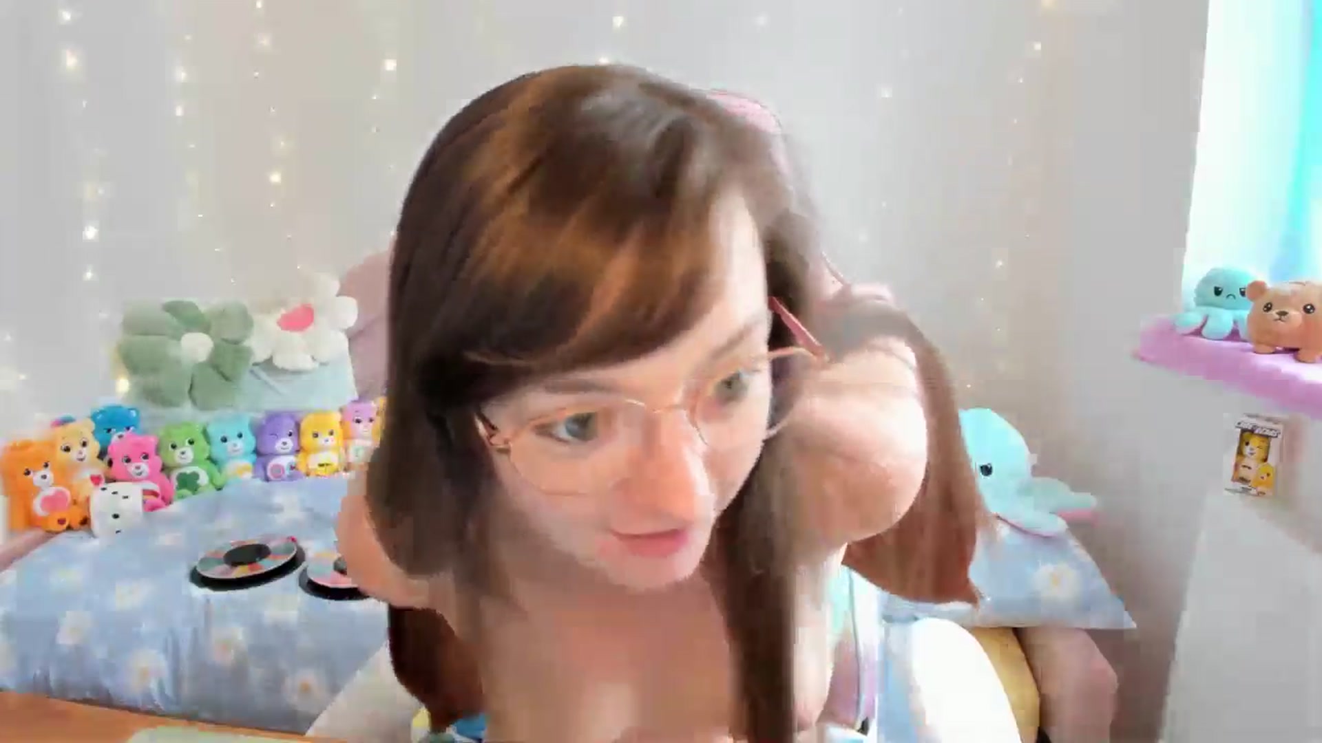 Gallery image thumbnail from JessieBear_'s myfreecams stream on, 07/25/2024, 15:12 image 20 of 20