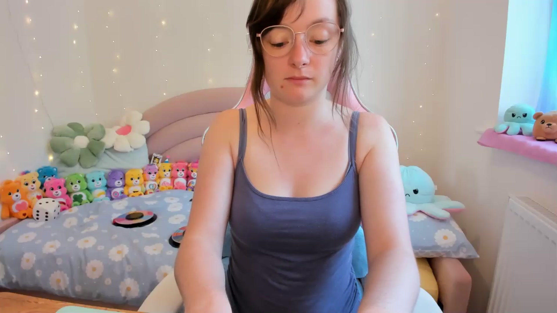 Gallery image thumbnail from JessieBear_'s myfreecams stream on, 07/29/2024, 14:17 image 18 of 20