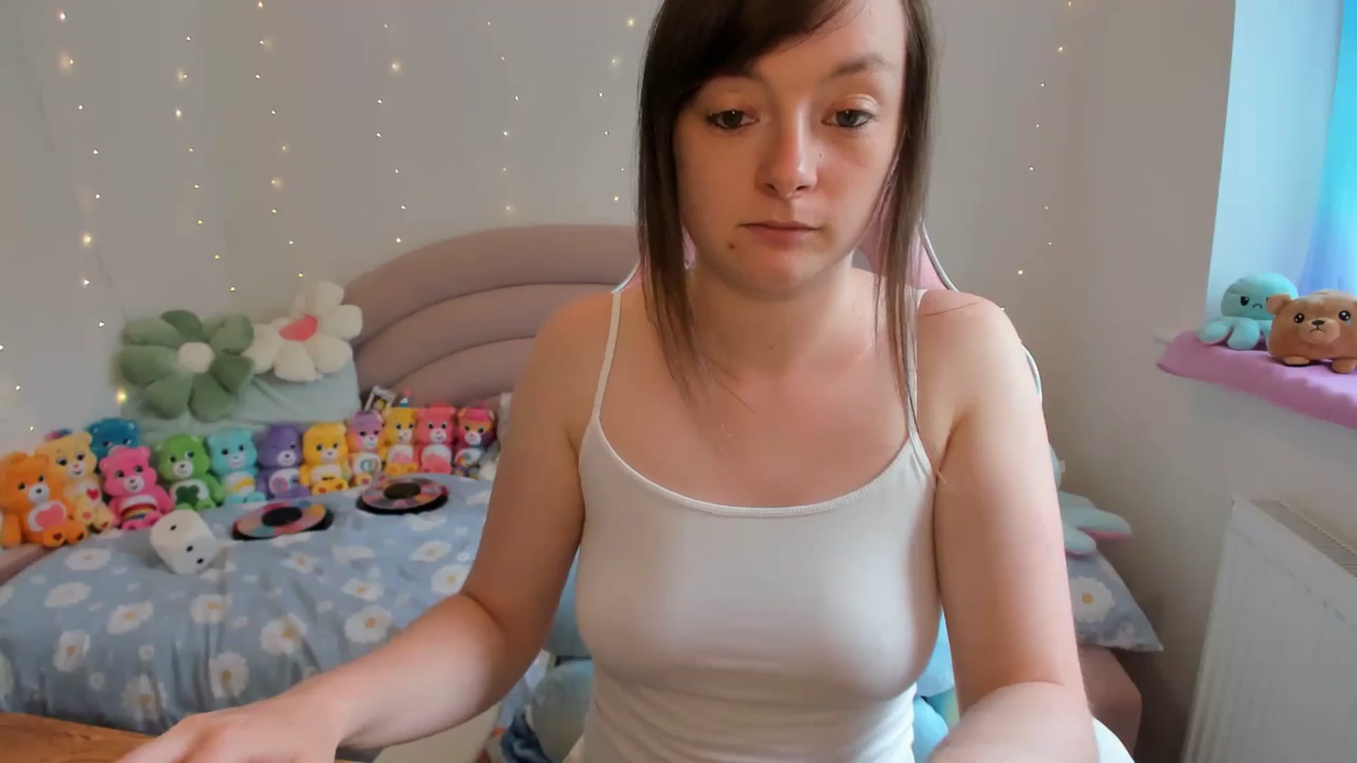 Gallery image thumbnail from JessieBear_'s myfreecams stream on, 07/30/2024, 13:16 image 18 of 20