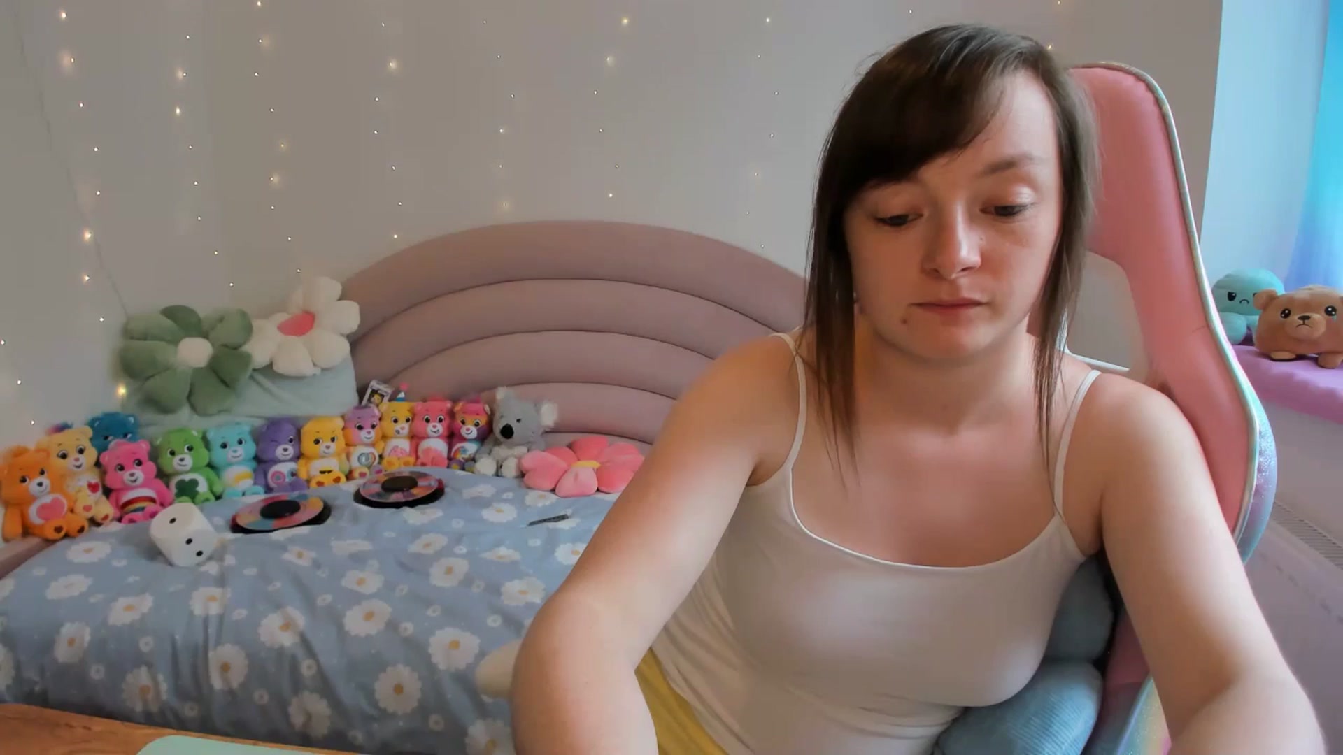 Gallery image thumbnail from JessieBear_'s myfreecams stream on, 07/30/2024, 15:22 image 2 of 20