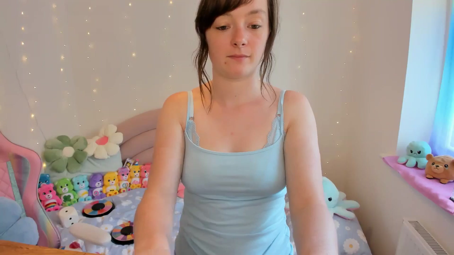Gallery image thumbnail from JessieBear_'s myfreecams stream on, 08/01/2024, 14:18 image 11 of 20