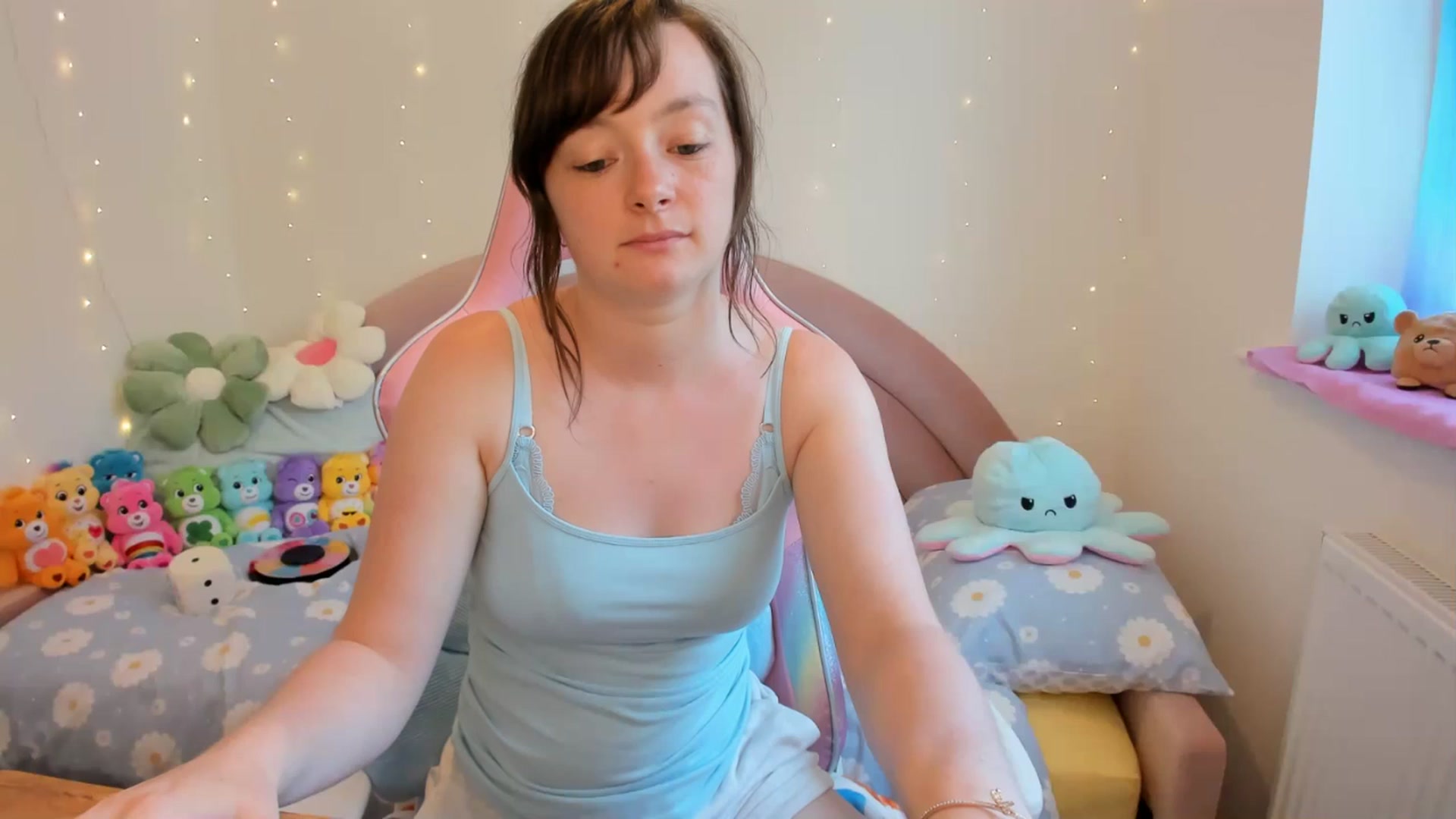 Gallery image thumbnail from JessieBear_'s myfreecams stream on, 08/01/2024, 15:38 image 19 of 20