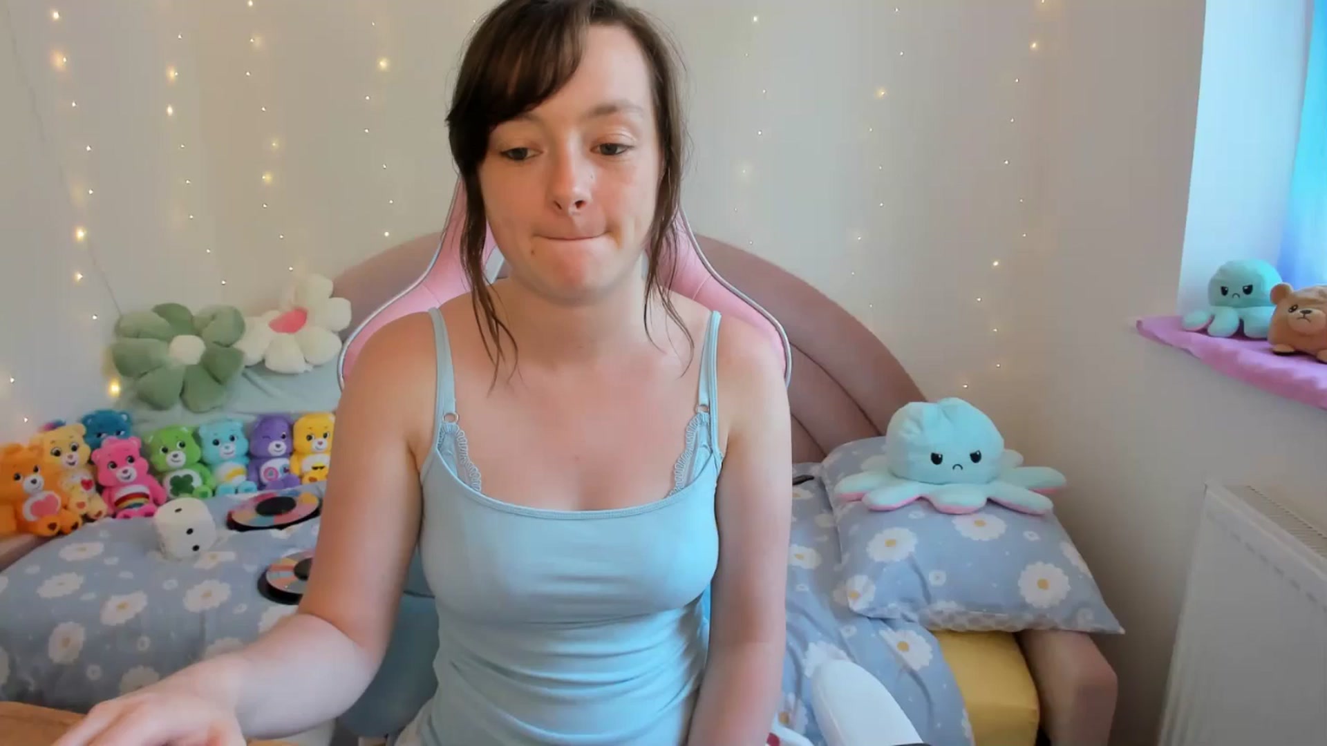 Gallery image thumbnail from JessieBear_'s myfreecams stream on, 08/01/2024, 16:59 image 1 of 20