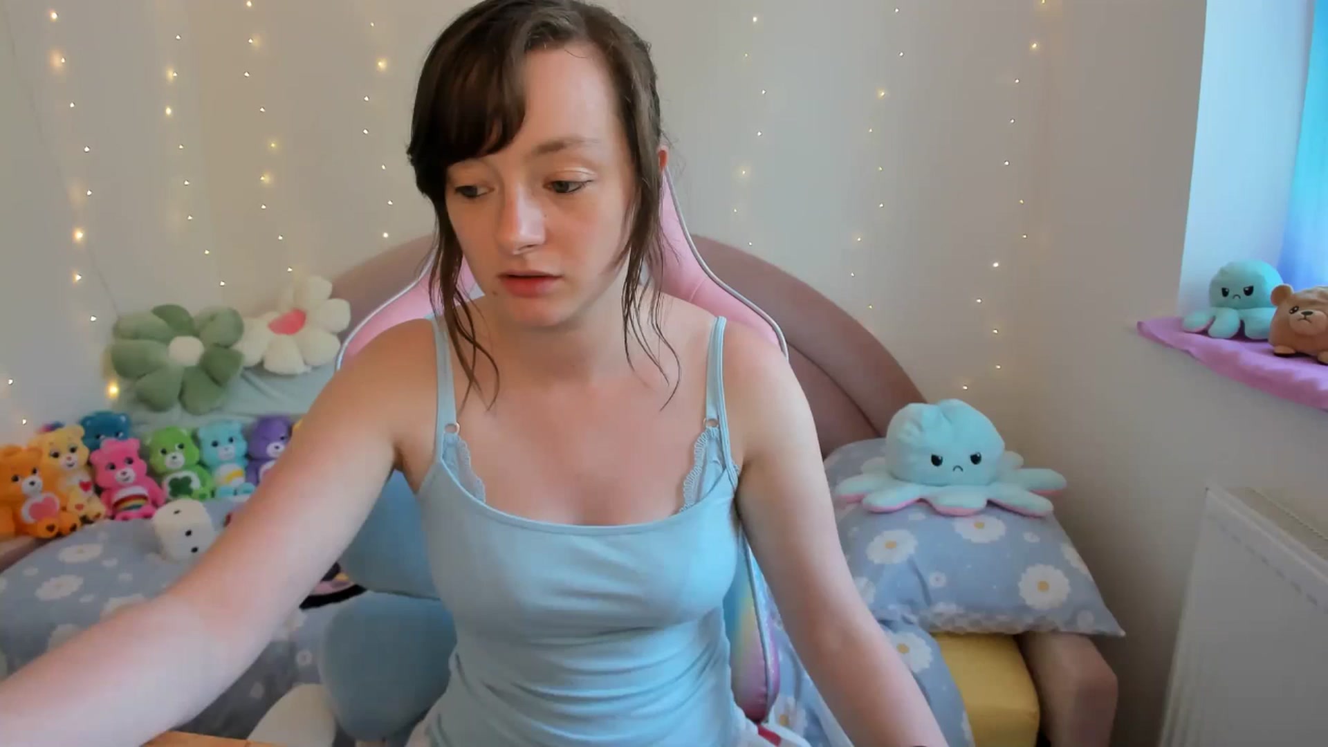 Gallery image thumbnail from JessieBear_'s myfreecams stream on, 08/01/2024, 16:59 image 5 of 20