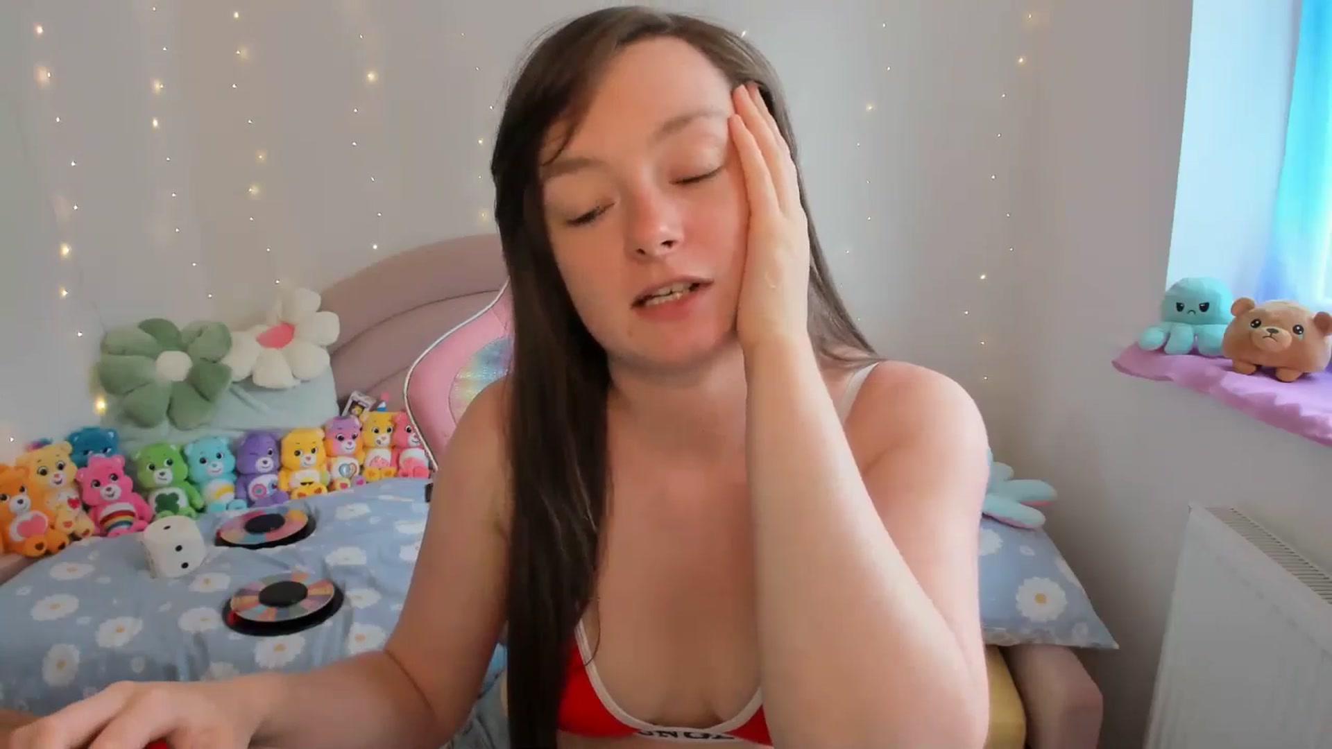 Gallery image thumbnail from JessieBear_'s myfreecams stream on, 08/12/2024, 14:42 image 7 of 20