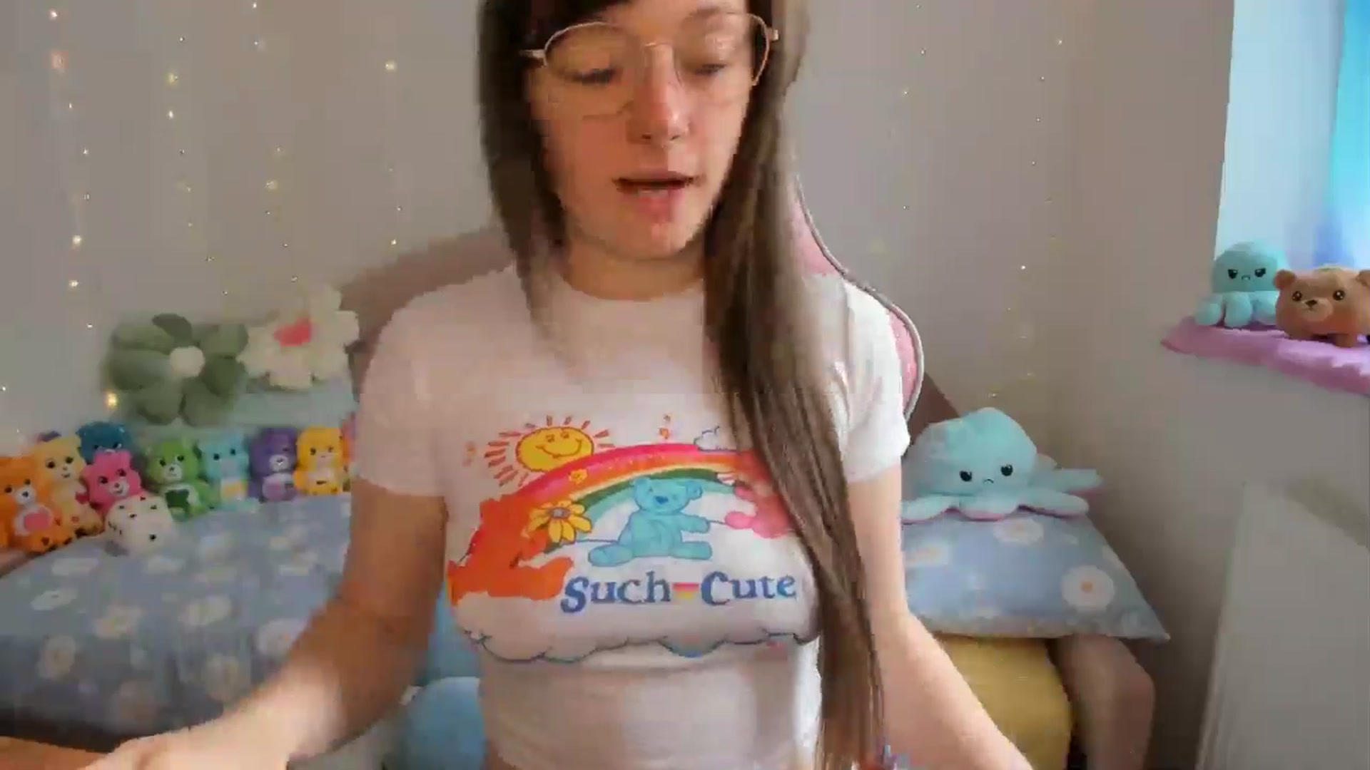 Gallery image thumbnail from JessieBear_'s myfreecams stream on, 08/16/2024, 09:29 image 19 of 20