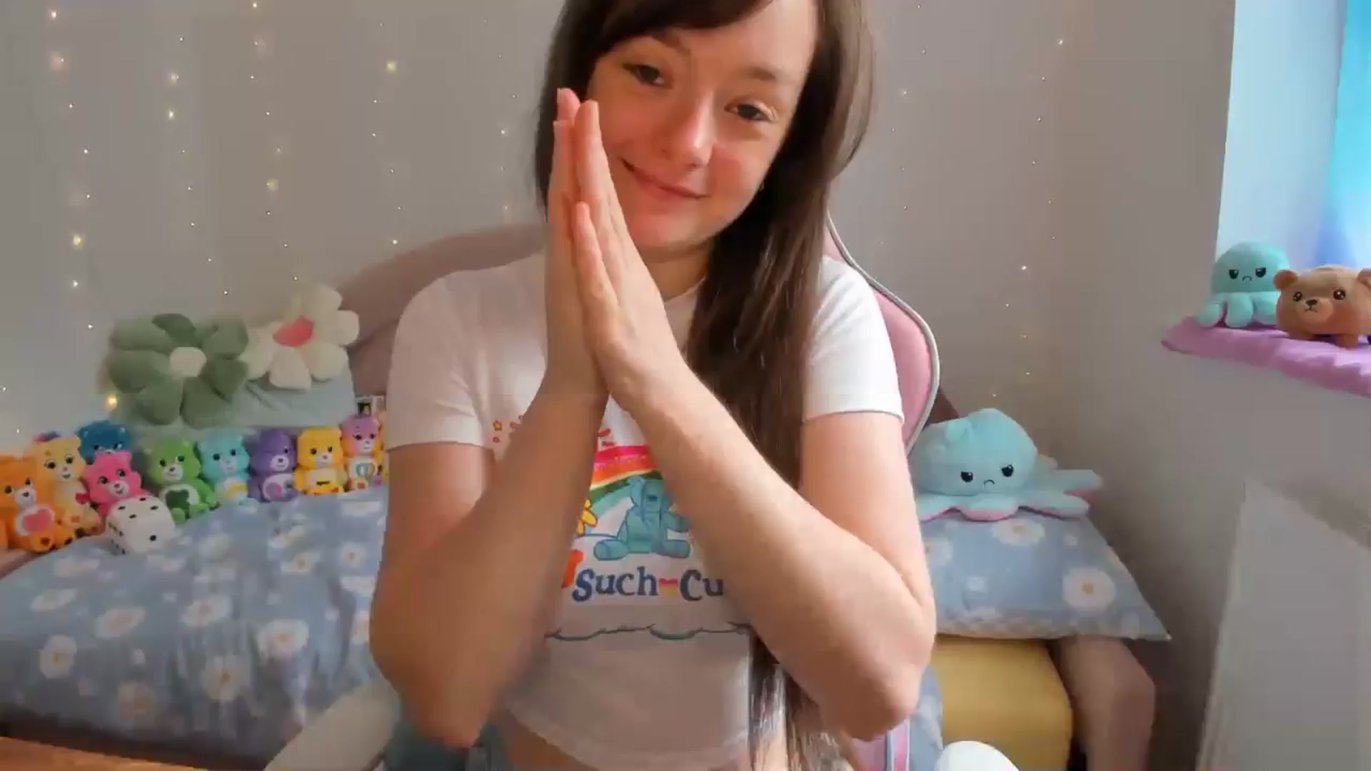 Gallery image thumbnail from JessieBear_'s myfreecams stream on, 08/16/2024, 09:29 image 17 of 20