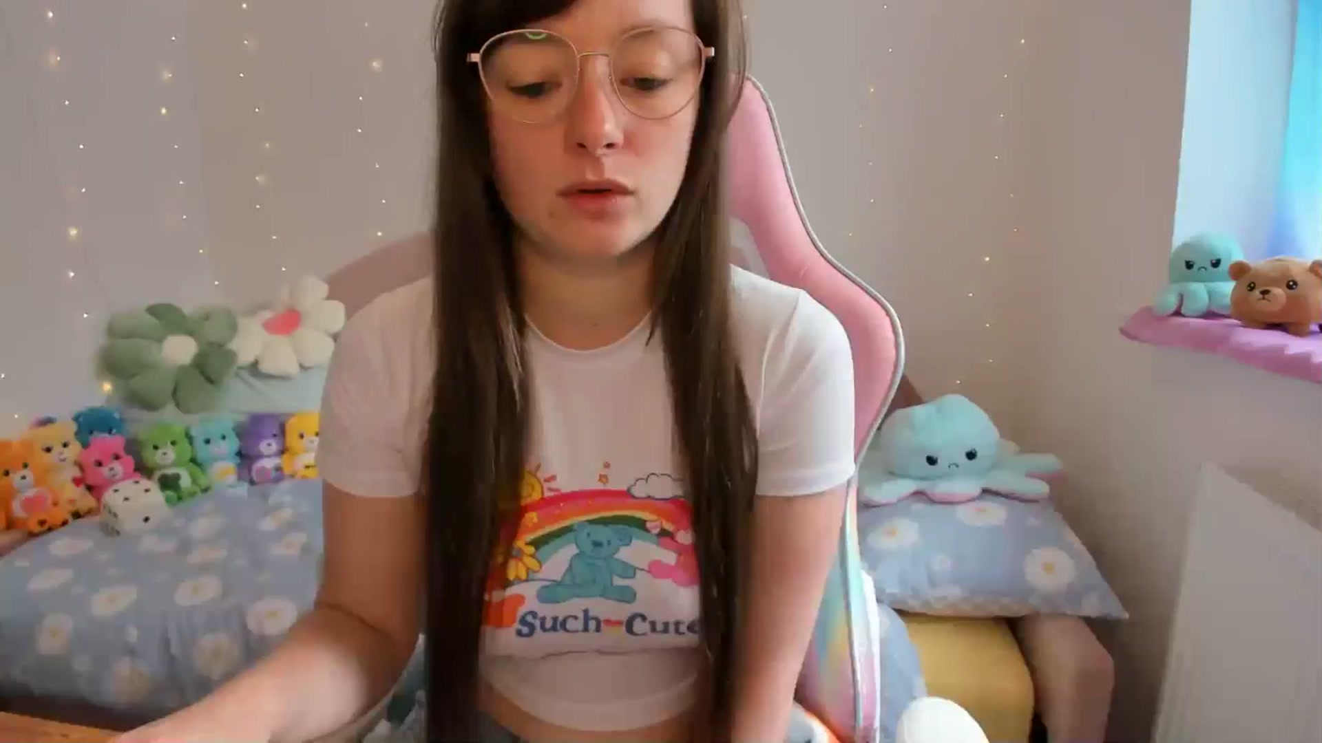 Gallery image thumbnail from JessieBear_'s myfreecams stream on, 08/16/2024, 10:07 image 7 of 20
