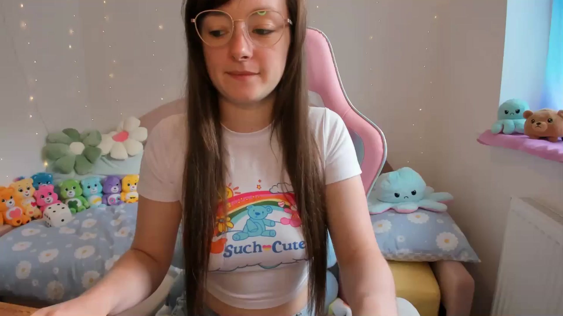 Gallery image thumbnail from JessieBear_'s myfreecams stream on, 08/16/2024, 10:07 image 18 of 20