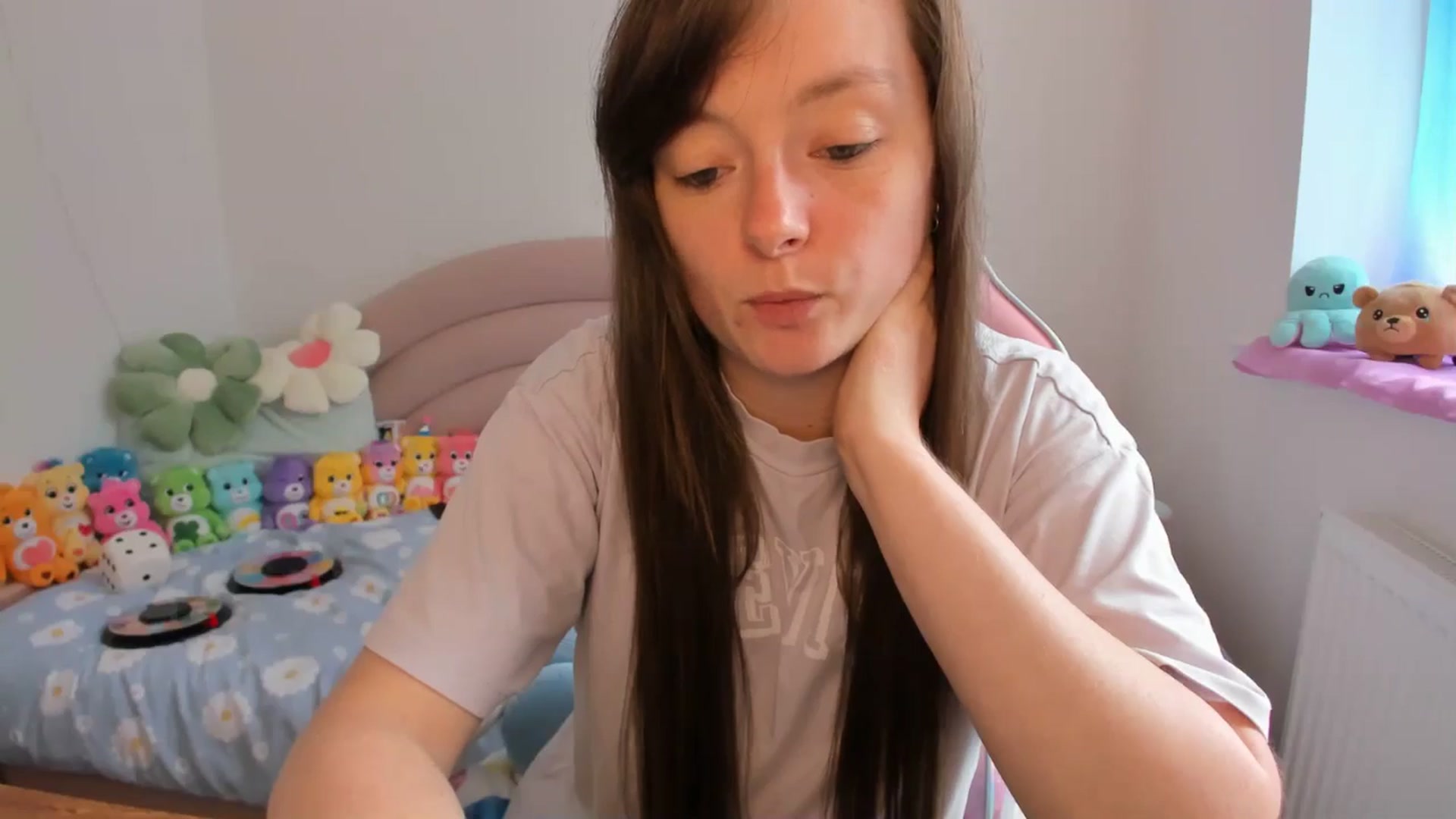 Gallery image thumbnail from JessieBear_'s myfreecams stream on, 08/16/2024, 11:37 image 18 of 20