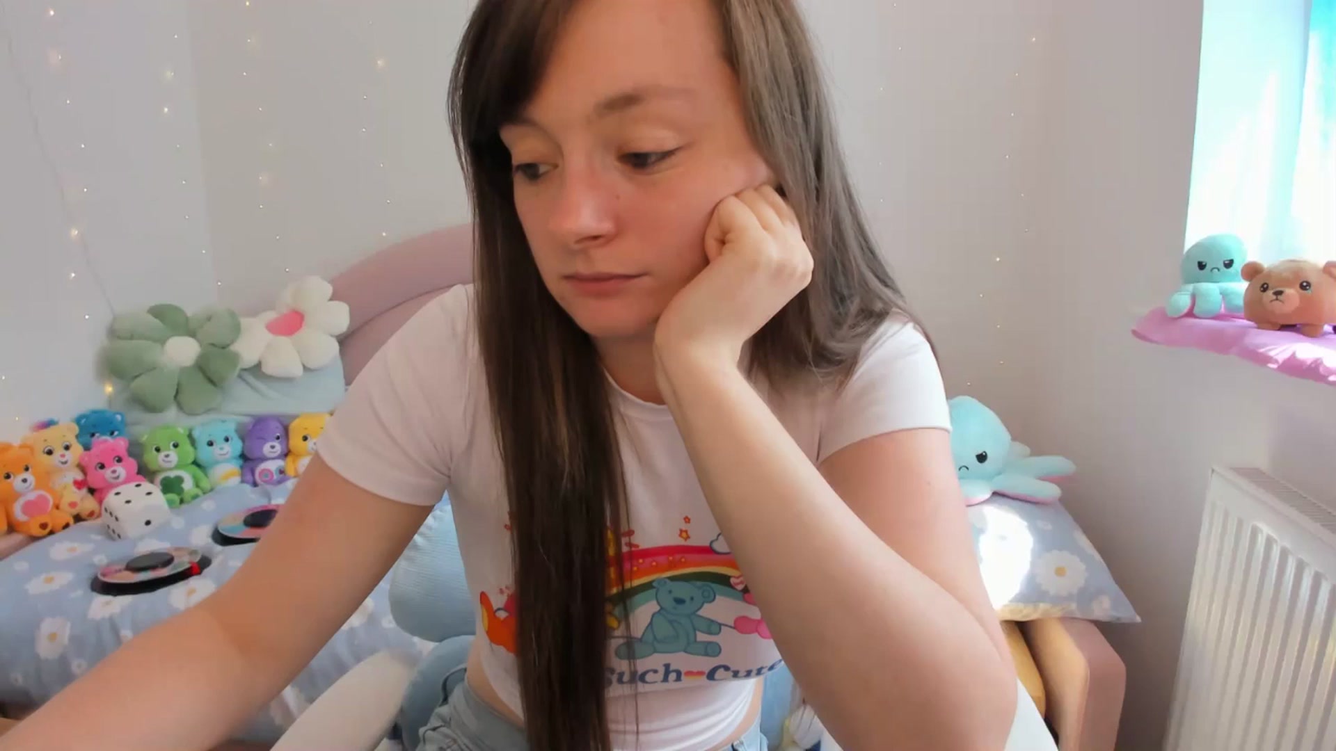 Gallery image thumbnail from JessieBear_'s myfreecams stream on, 08/16/2024, 11:37 image 13 of 20