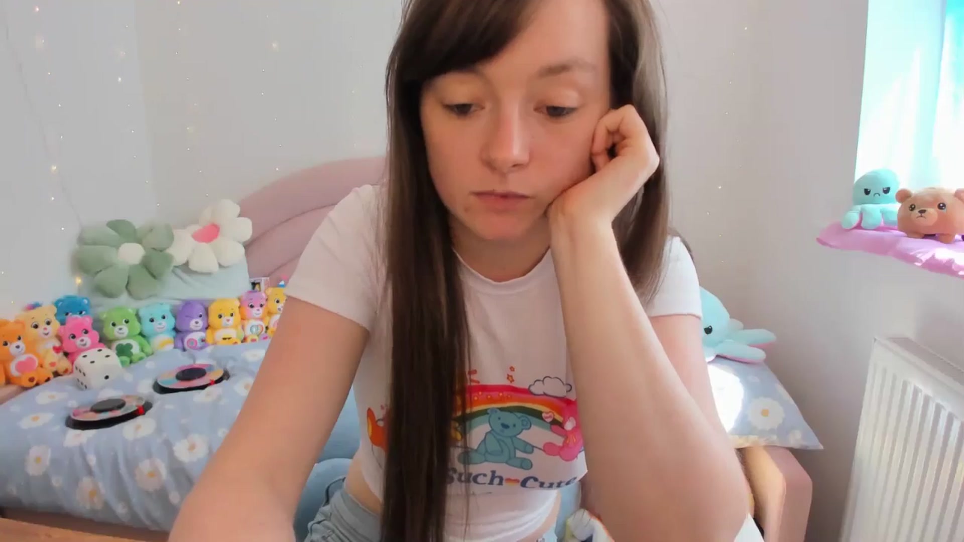 Gallery image thumbnail from JessieBear_'s myfreecams stream on, 08/16/2024, 11:37 image 12 of 20