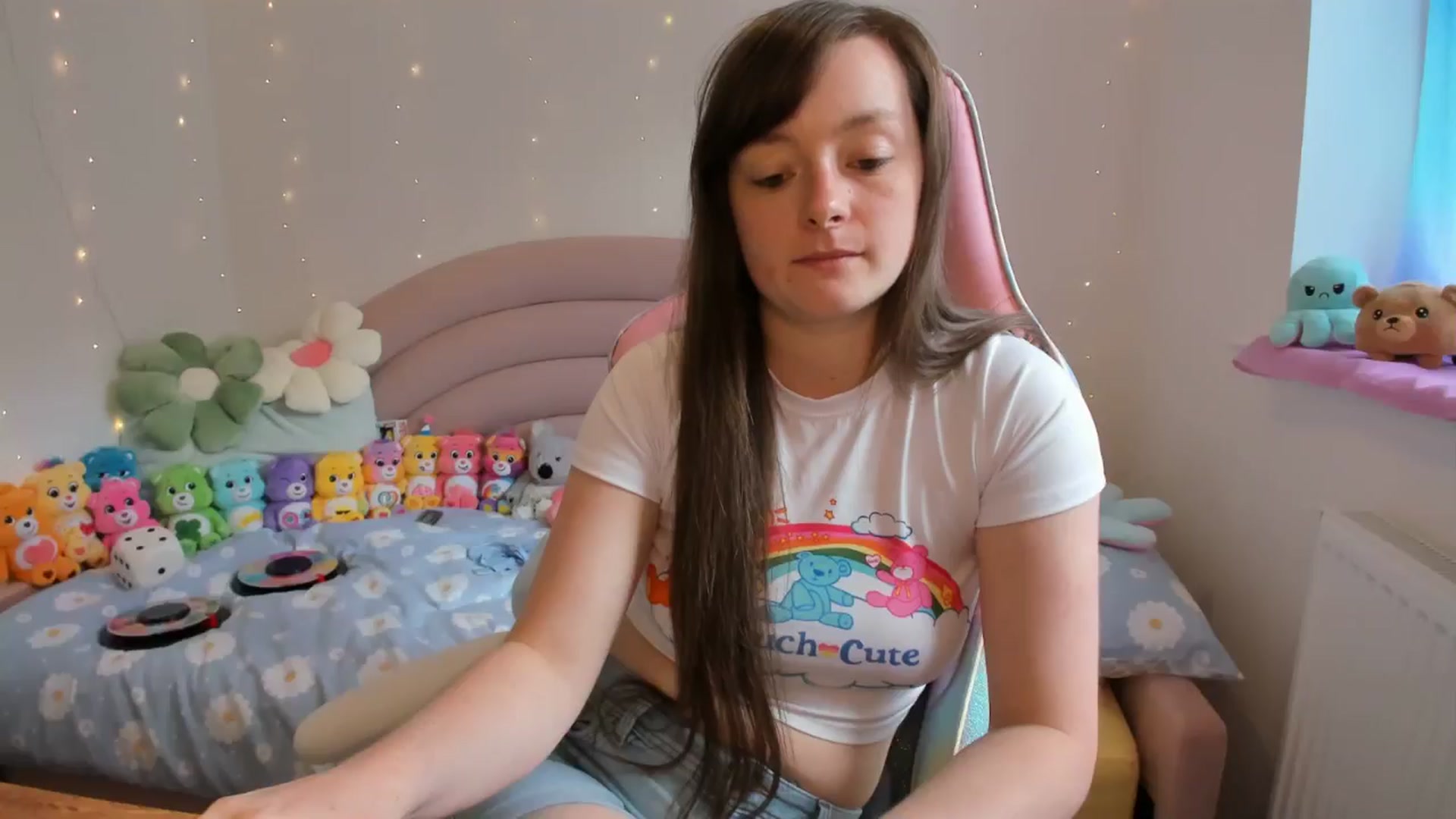 Gallery image thumbnail from JessieBear_'s myfreecams stream on, 08/16/2024, 11:37 image 5 of 20