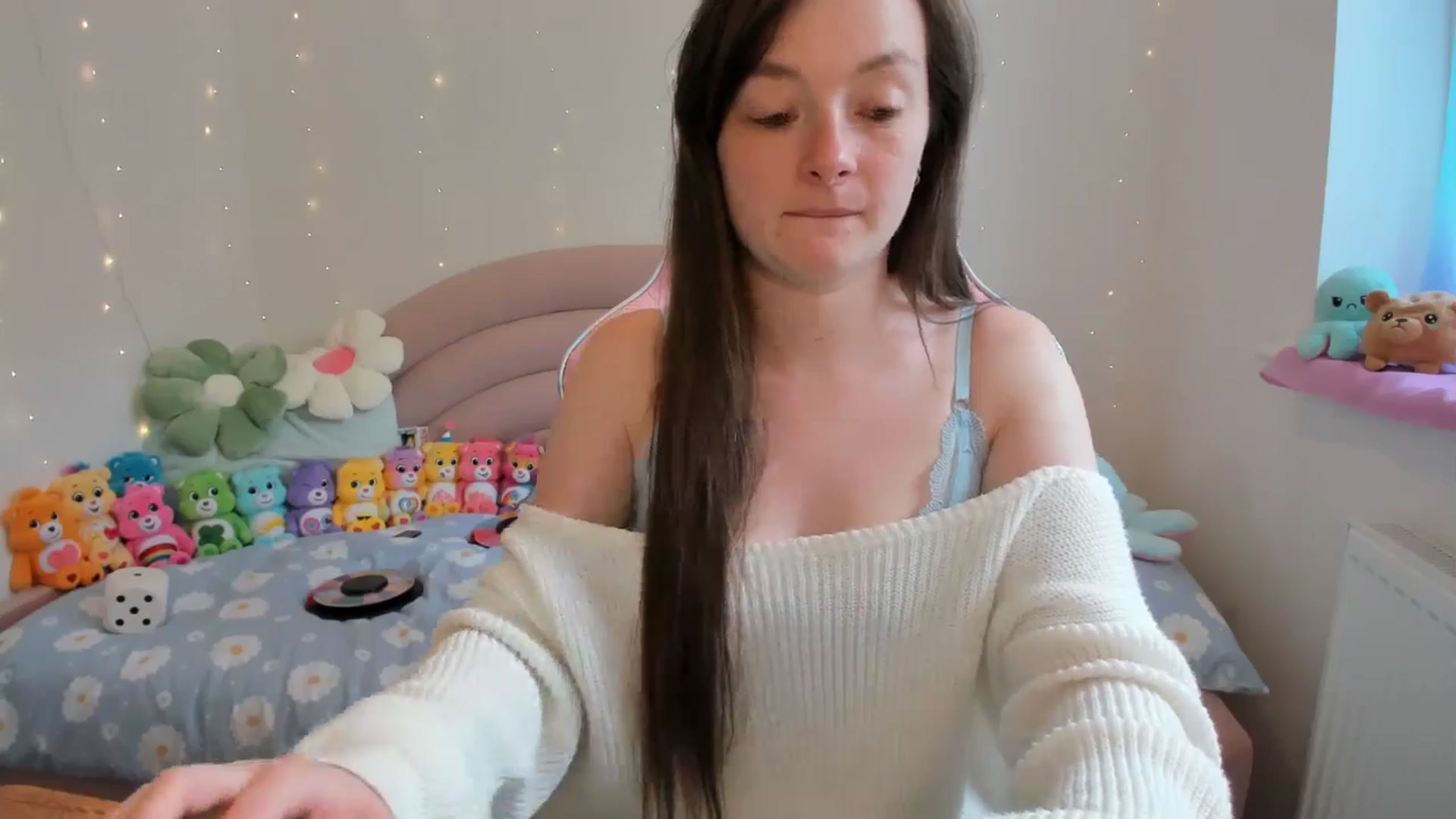 Gallery image thumbnail from JessieBear_'s myfreecams stream on, 08/20/2024, 13:58 image 18 of 20