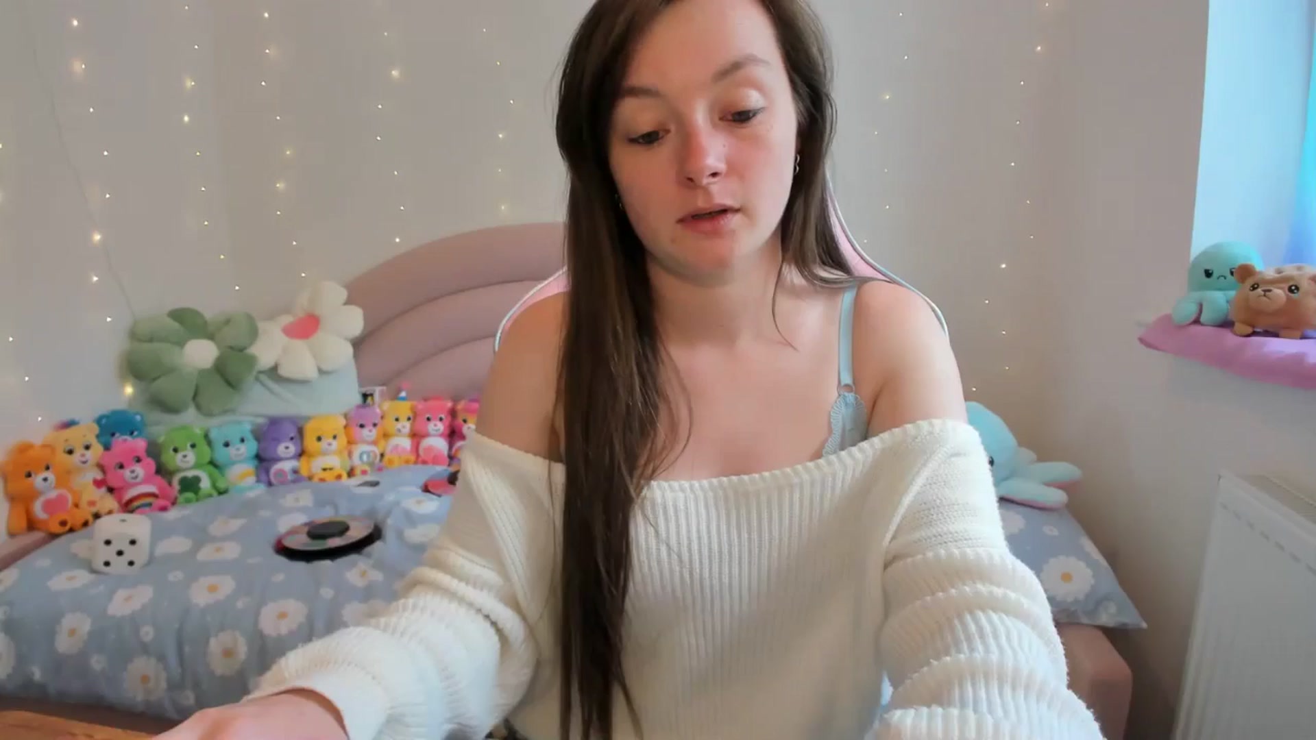 Gallery image thumbnail from JessieBear_'s myfreecams stream on, 08/20/2024, 13:58 image 12 of 20