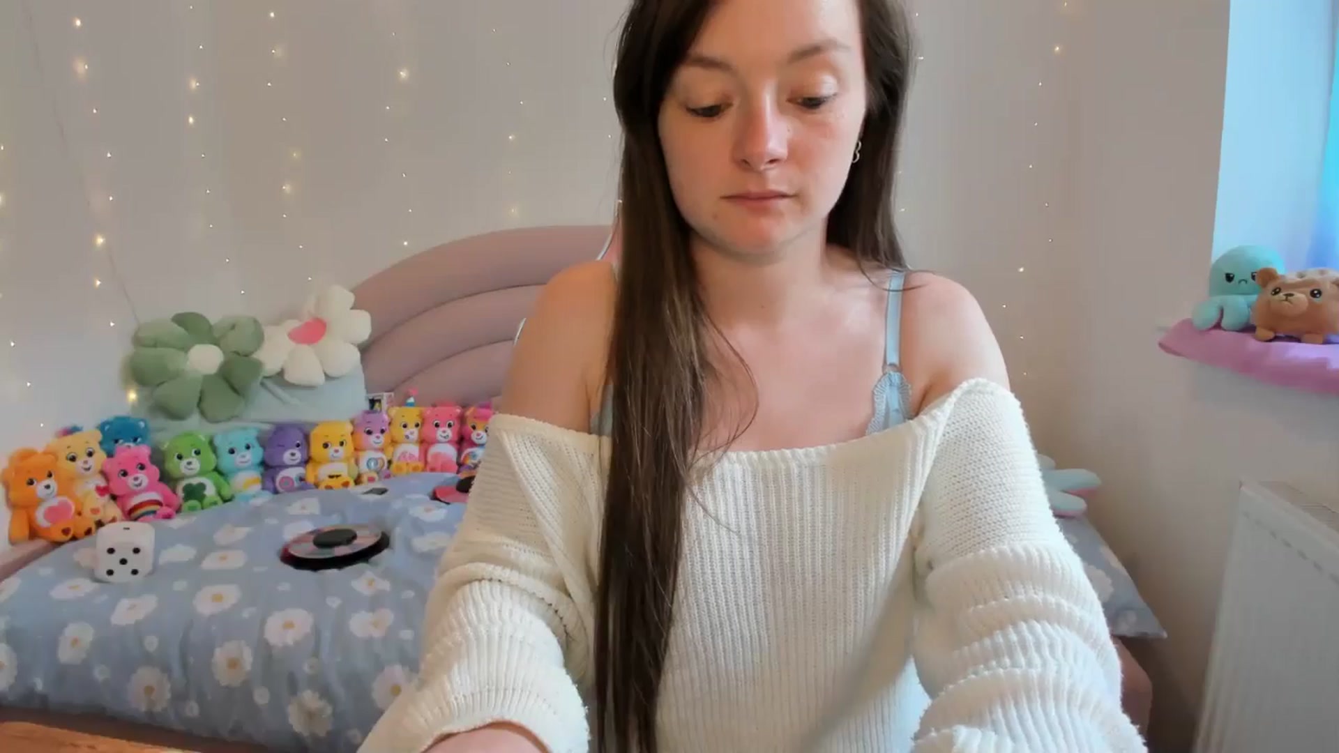 Gallery image thumbnail from JessieBear_'s myfreecams stream on, 08/20/2024, 13:58 image 13 of 20