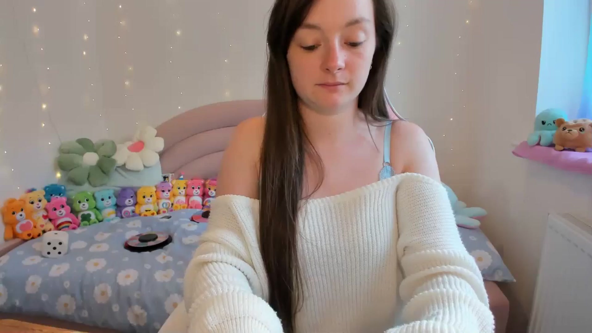 Gallery image thumbnail from JessieBear_'s myfreecams stream on, 08/20/2024, 13:58 image 16 of 20