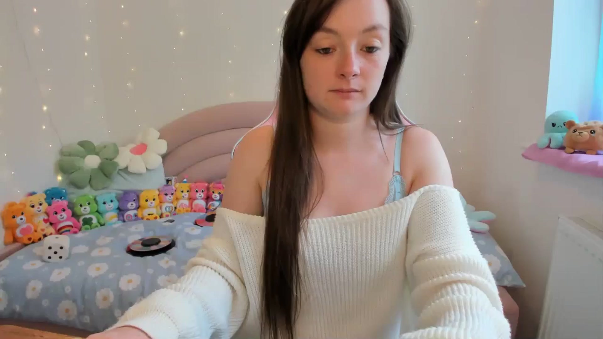 Gallery image thumbnail from JessieBear_'s myfreecams stream on, 08/20/2024, 13:58 image 17 of 20